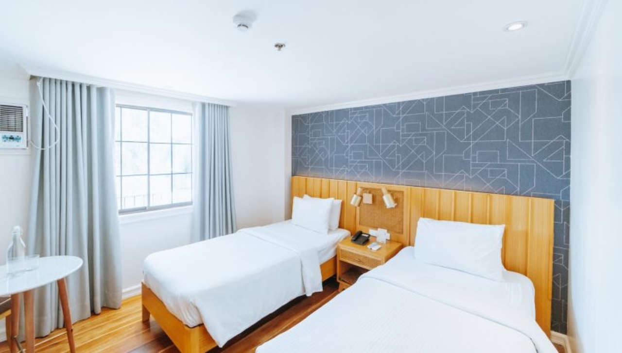 Double or Twin Standard