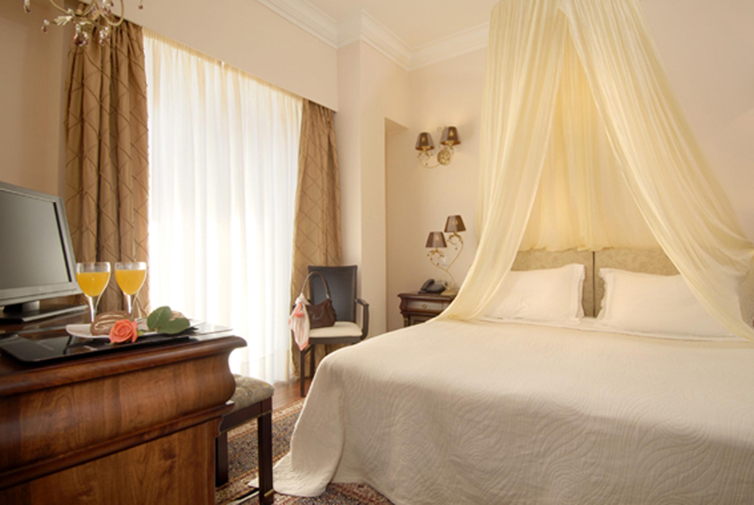 Double or Twin Standard