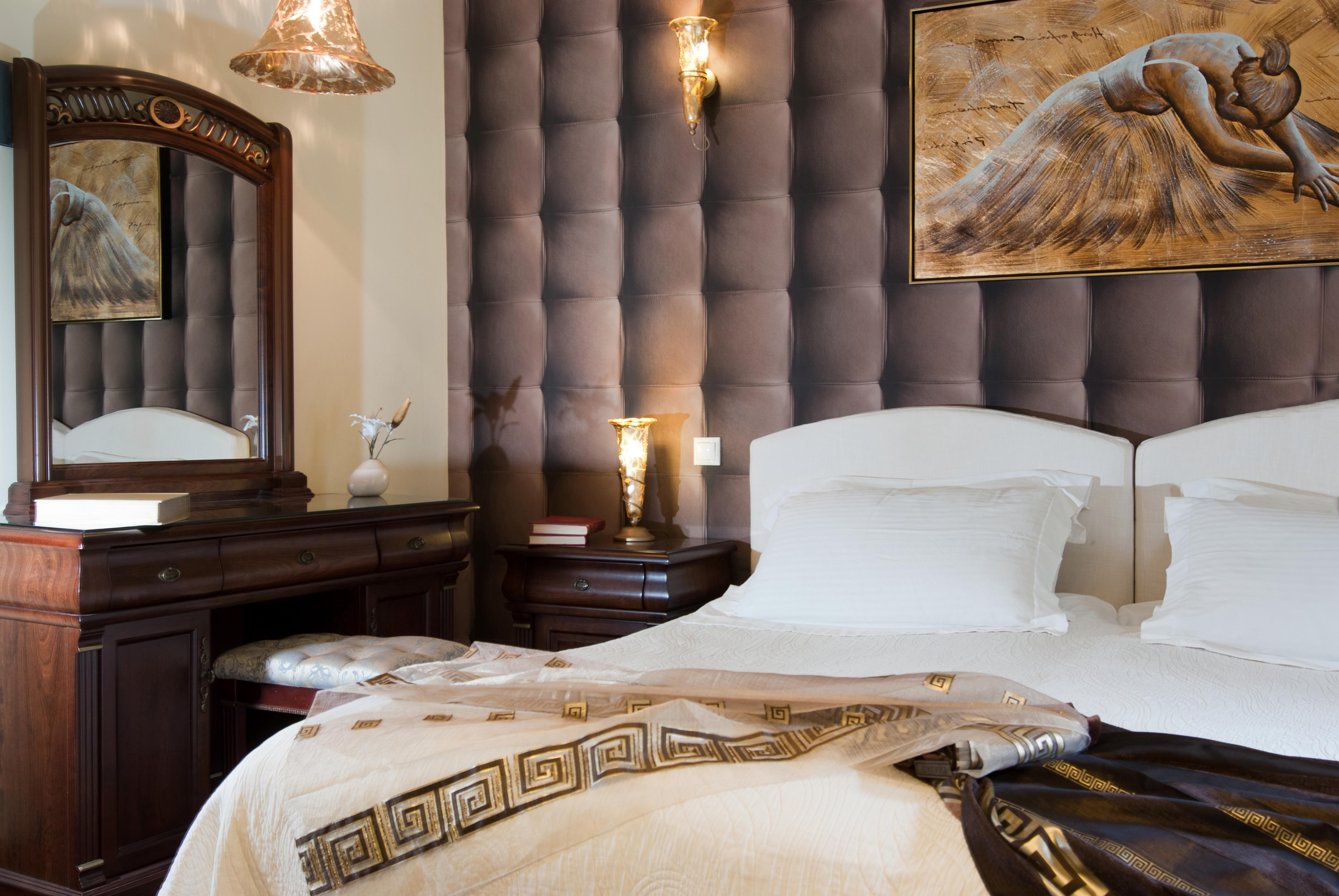 Double or Twin Standard