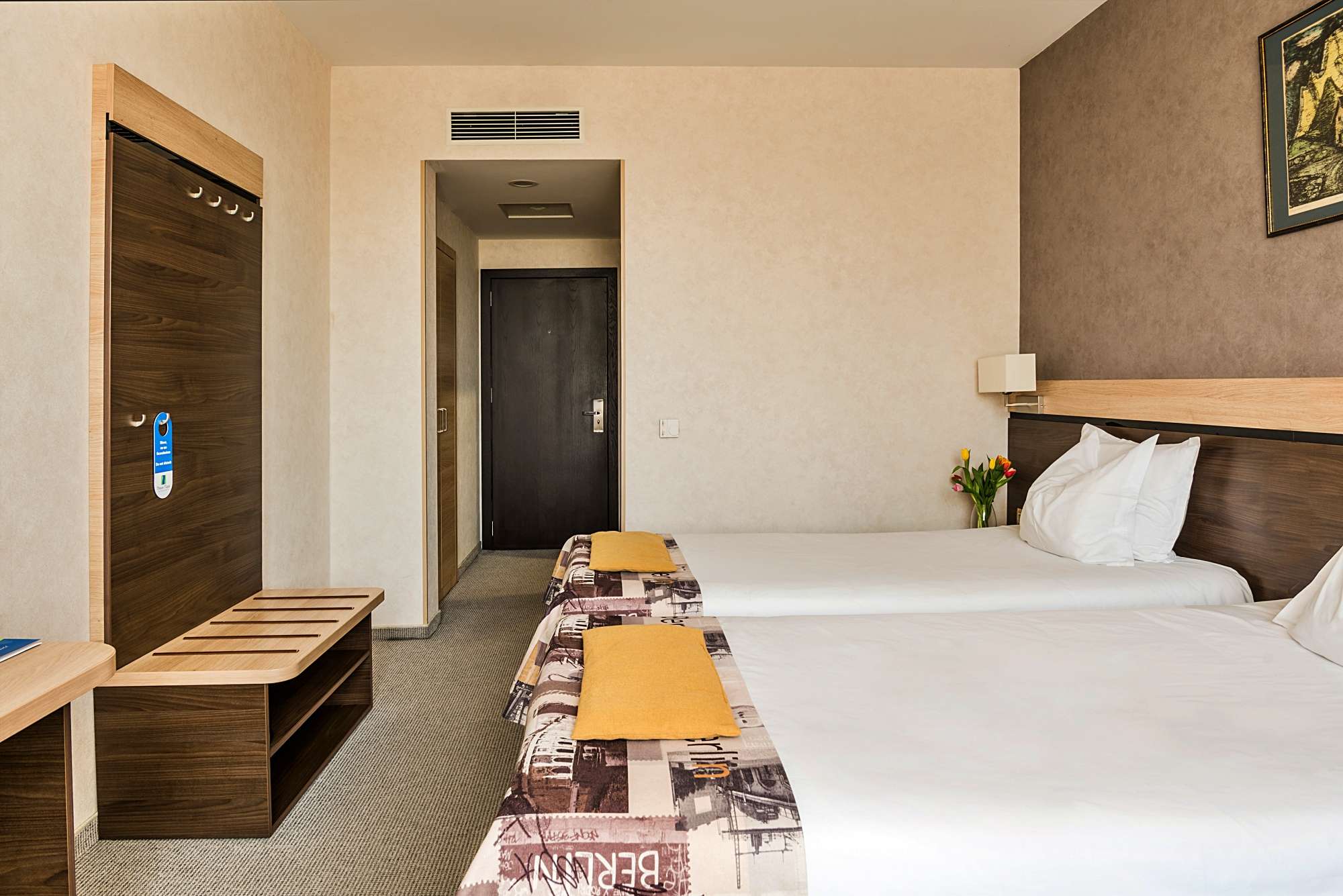 Double or Twin Standard