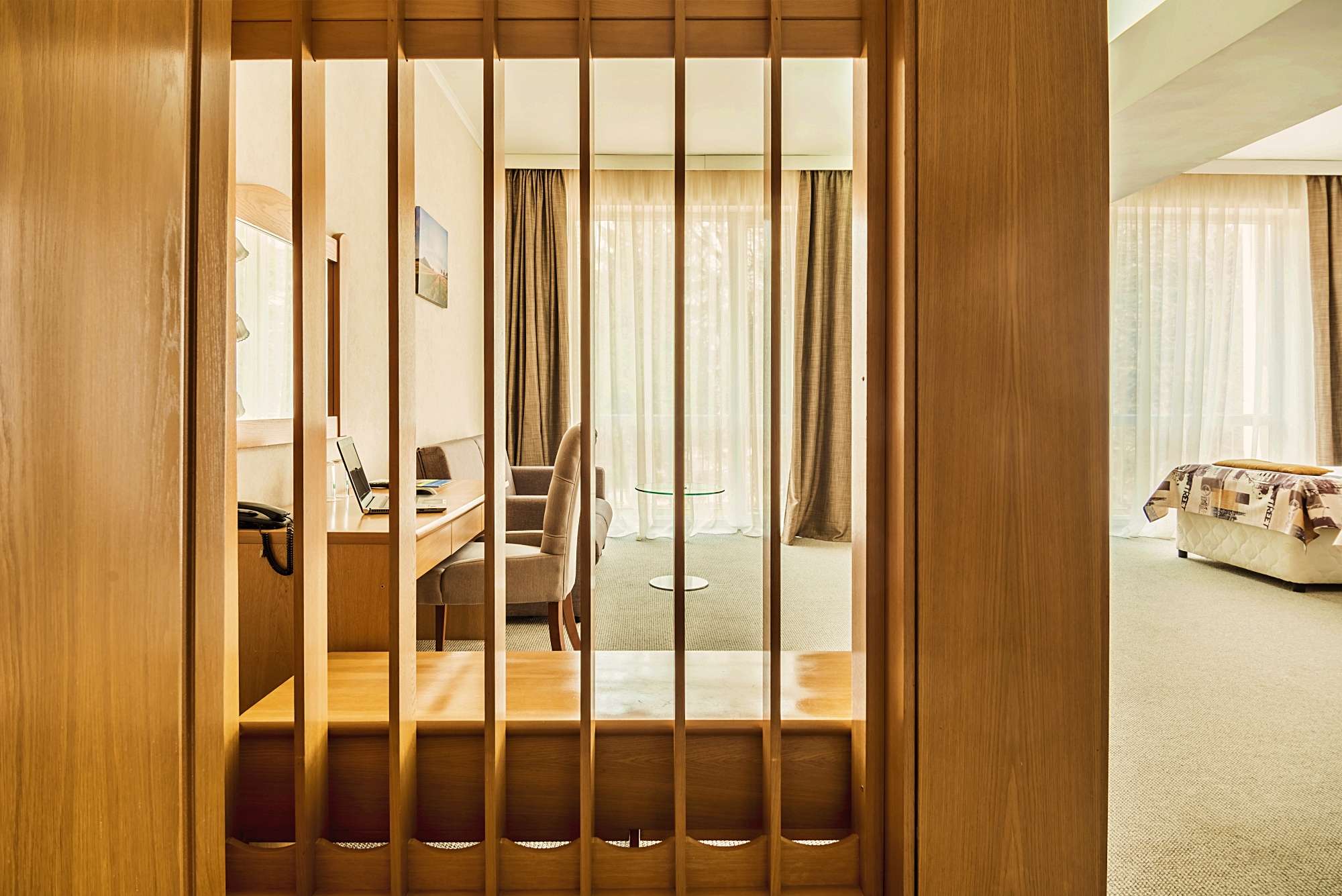 Double Single Executive