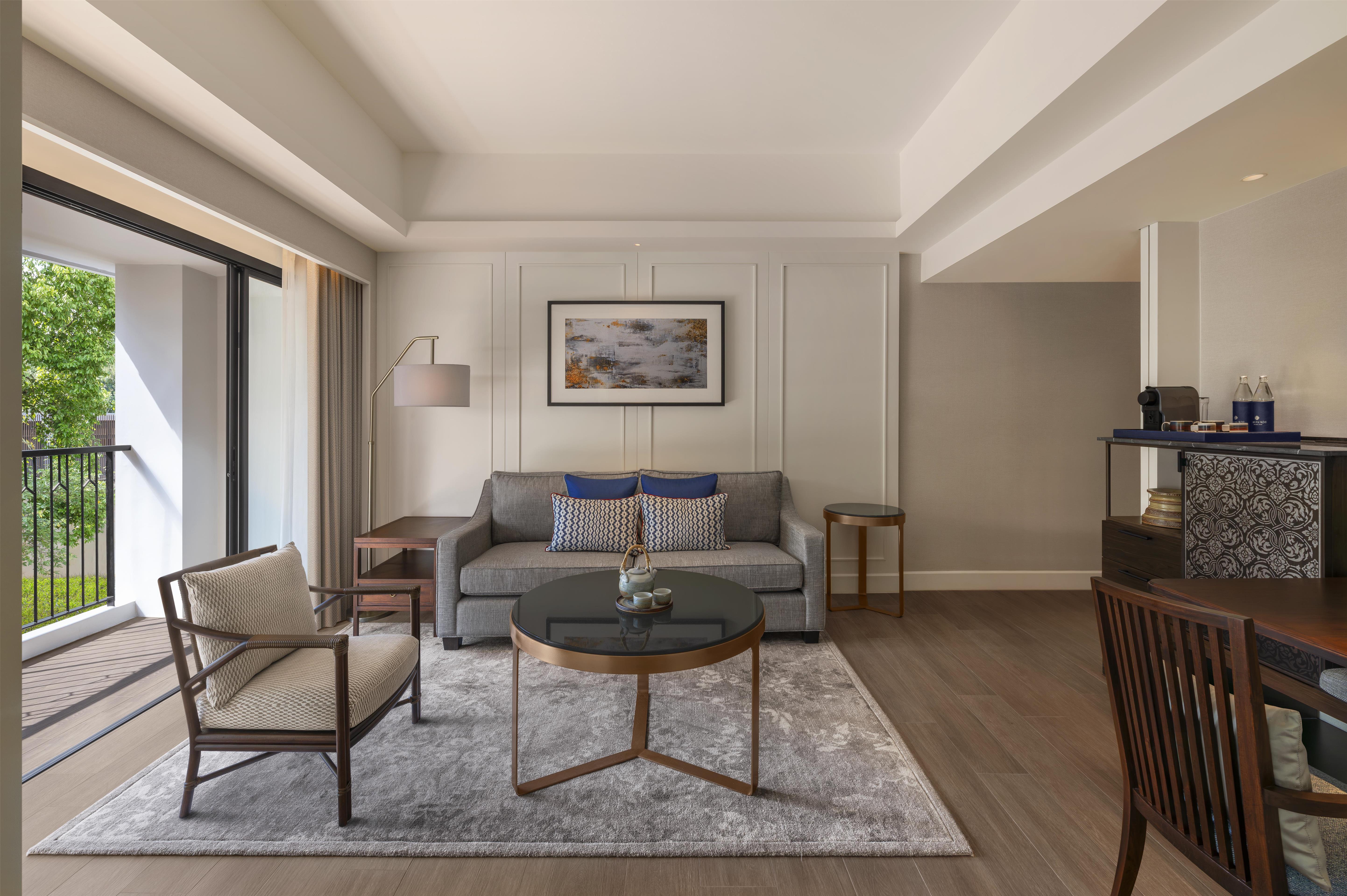 Suite Deluxe King Bed