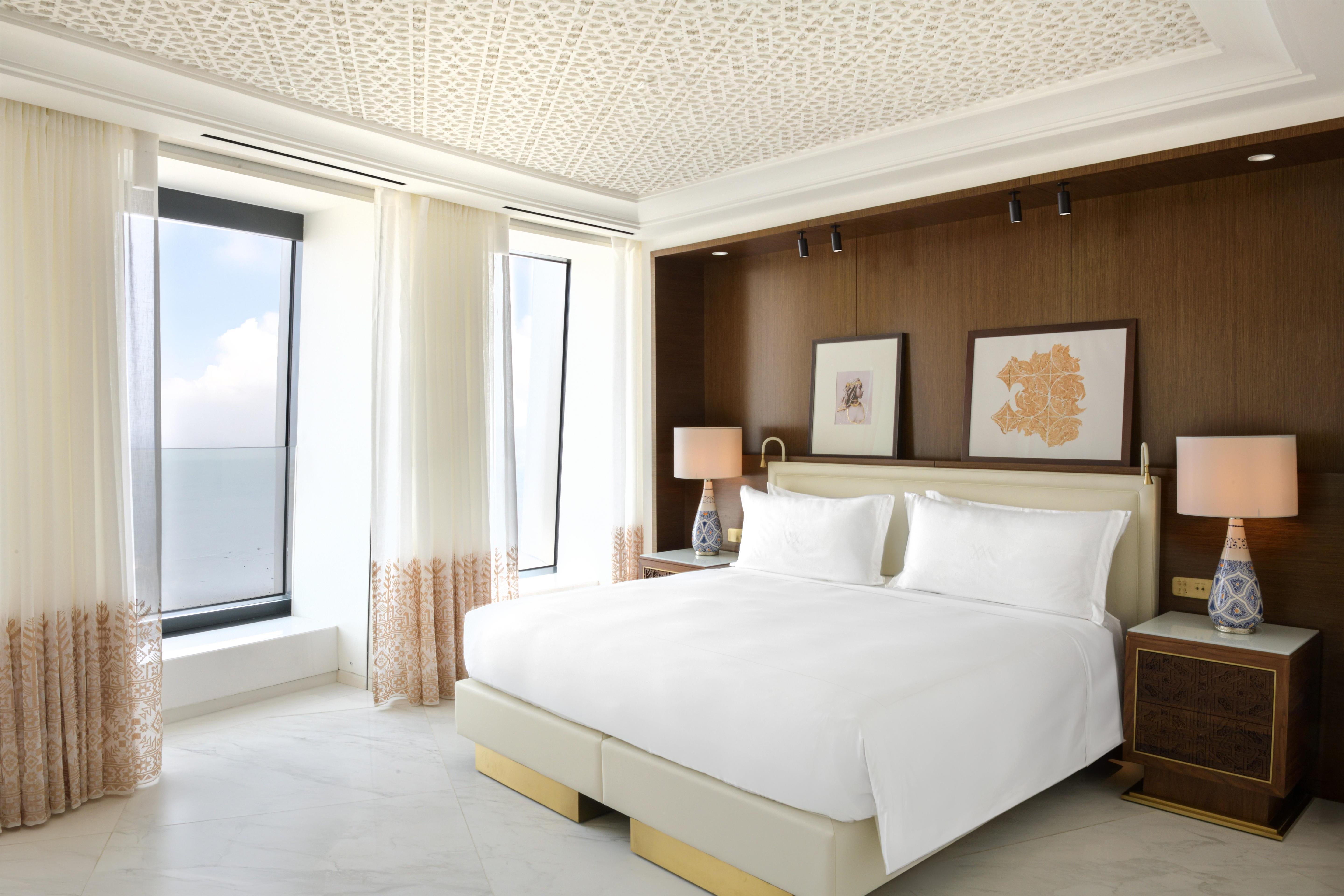 Junior Suite with Views