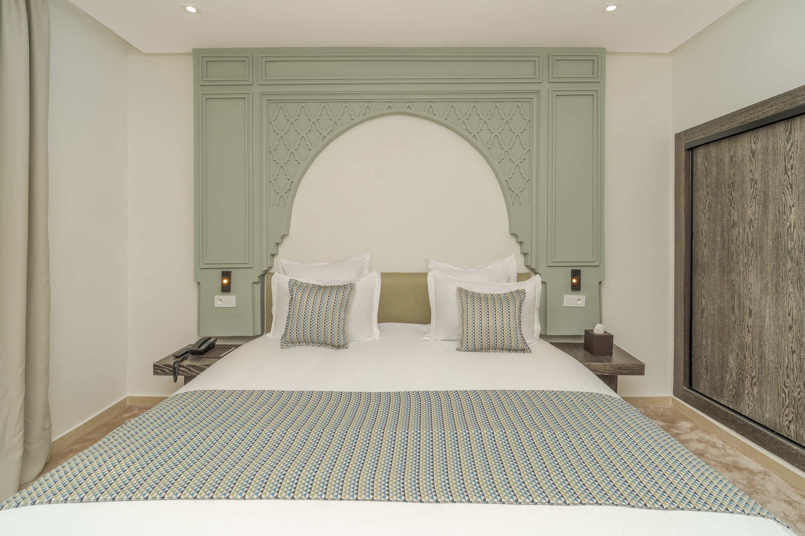 Double Deluxe King Bed