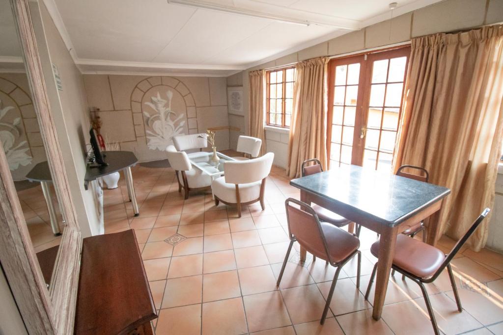 Family Room Standard