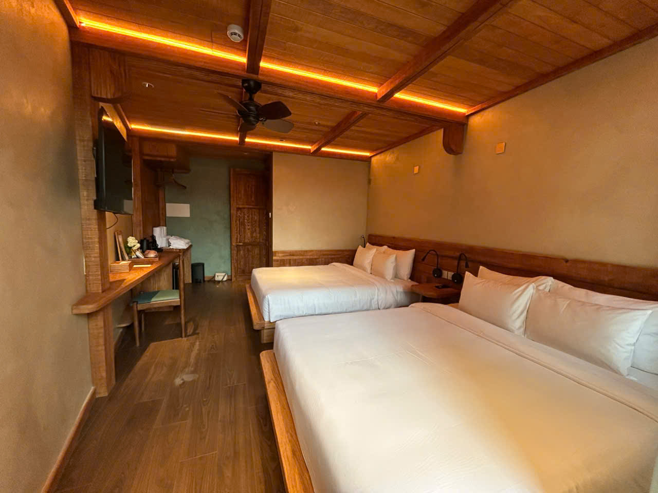 Family Room Two Queen Beds