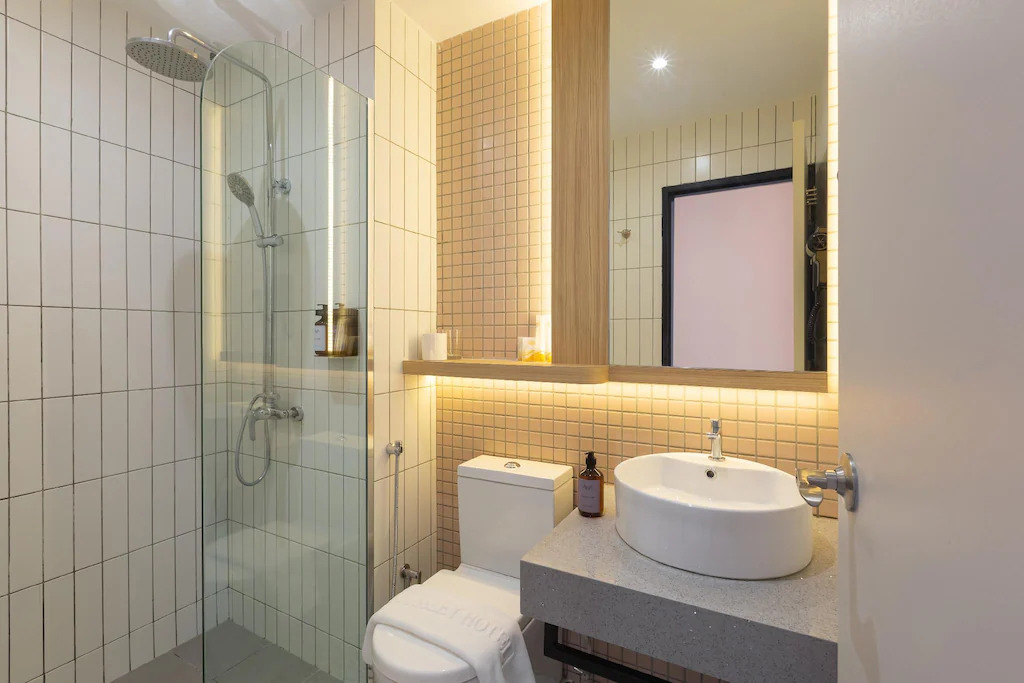 Double Deluxe King Bed