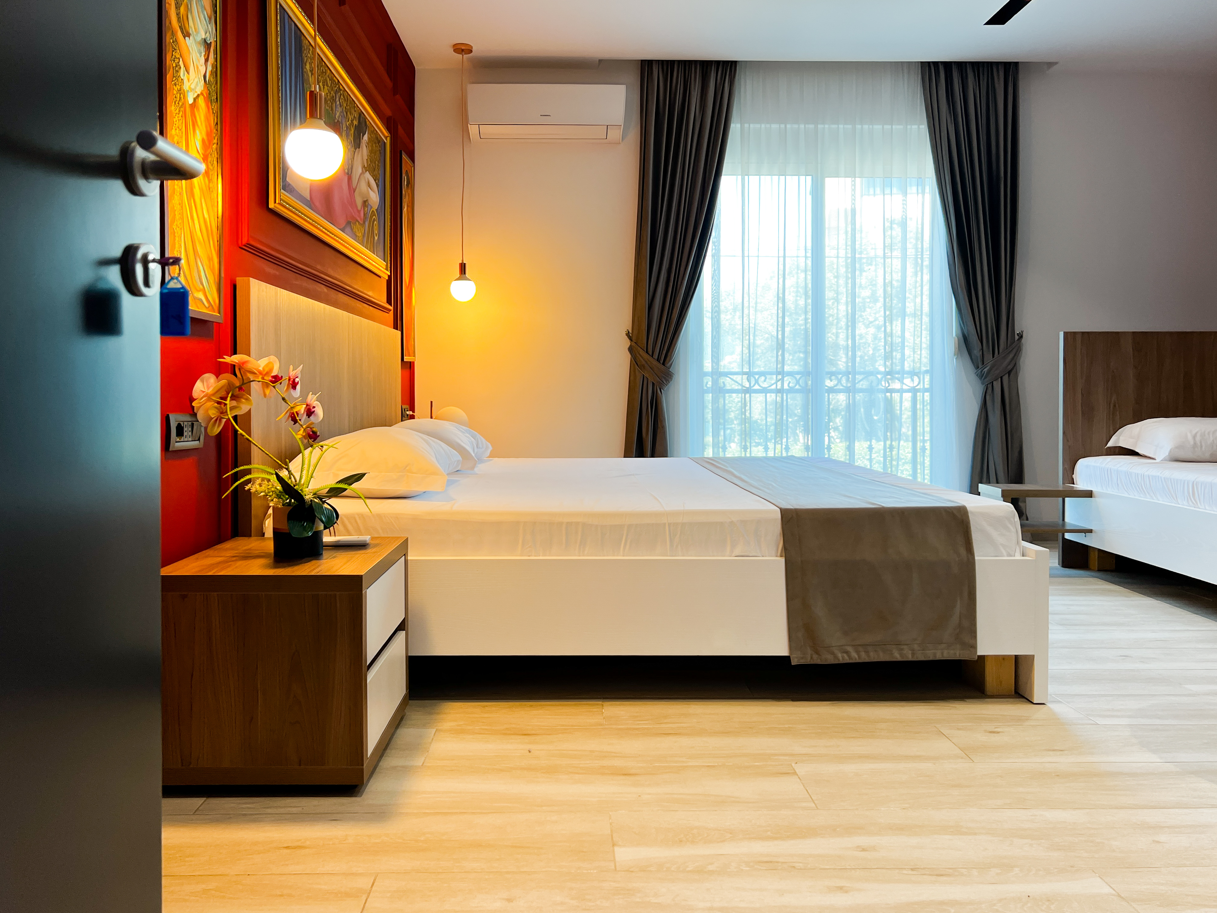 Triple King Size Bed