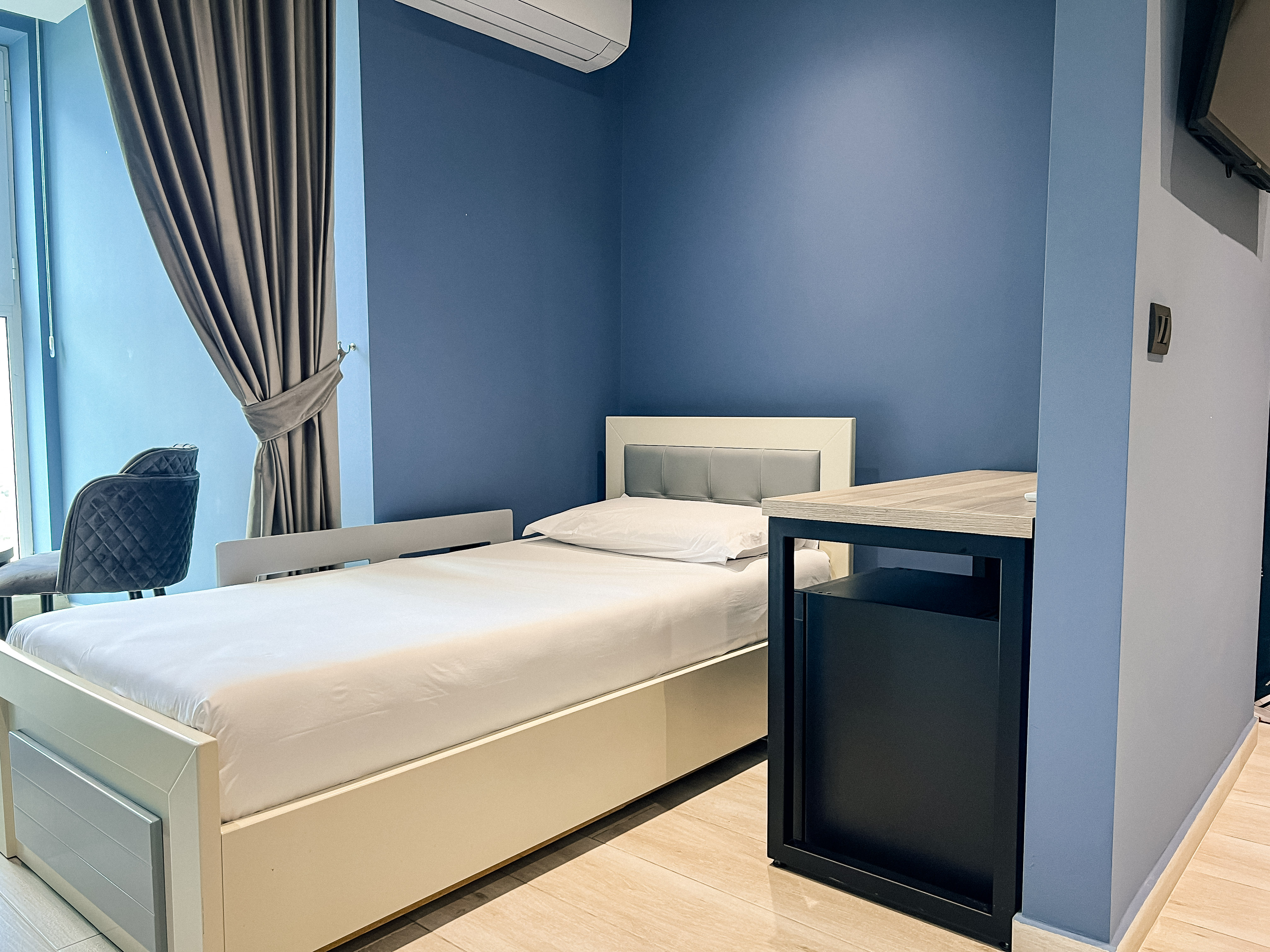 Triple Deluxe City View