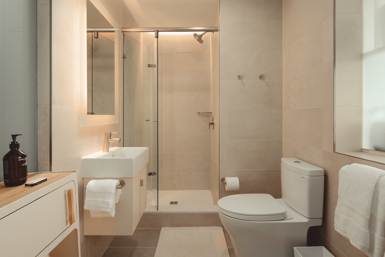 Double Queen Size Bed