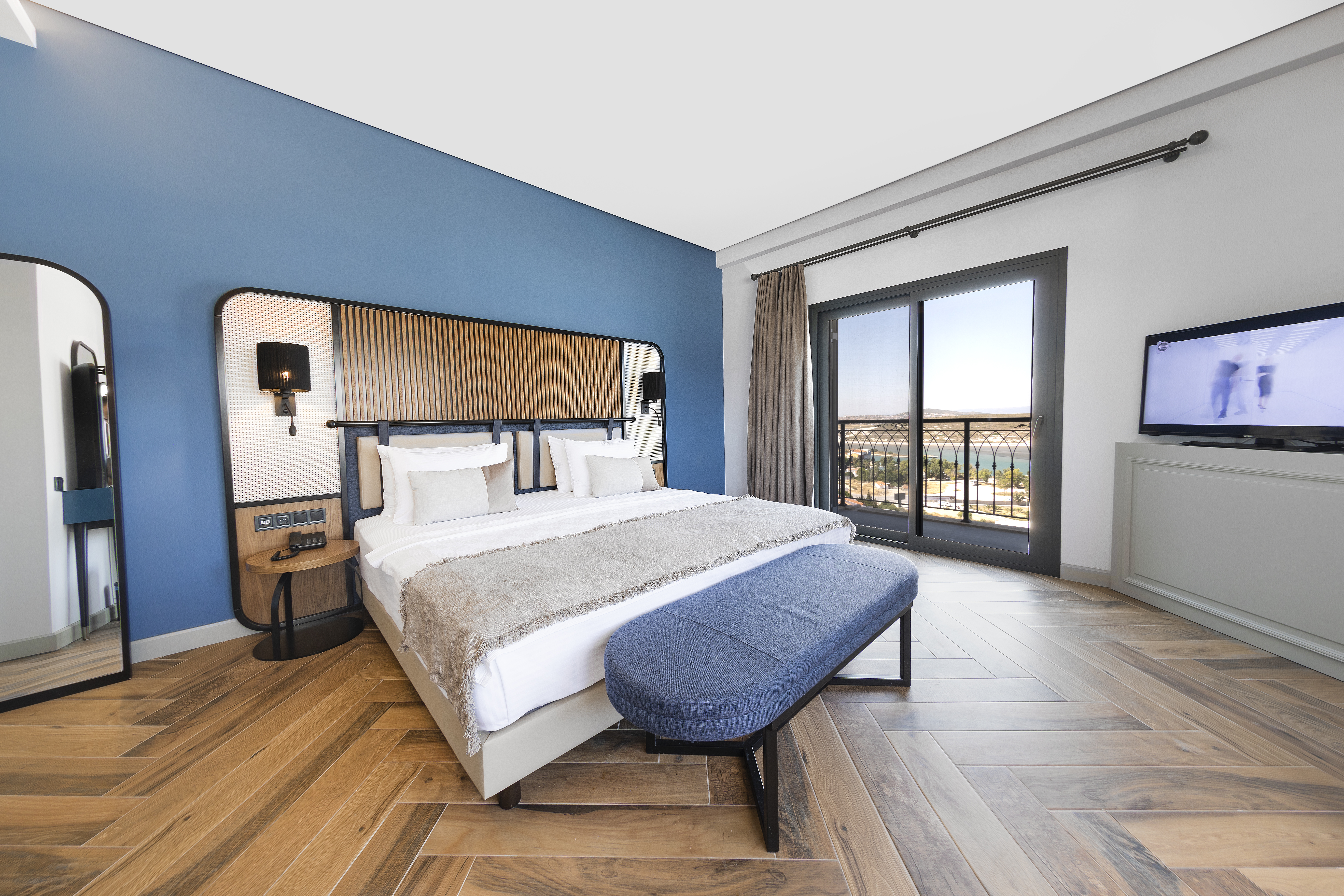 Suite with Balcony