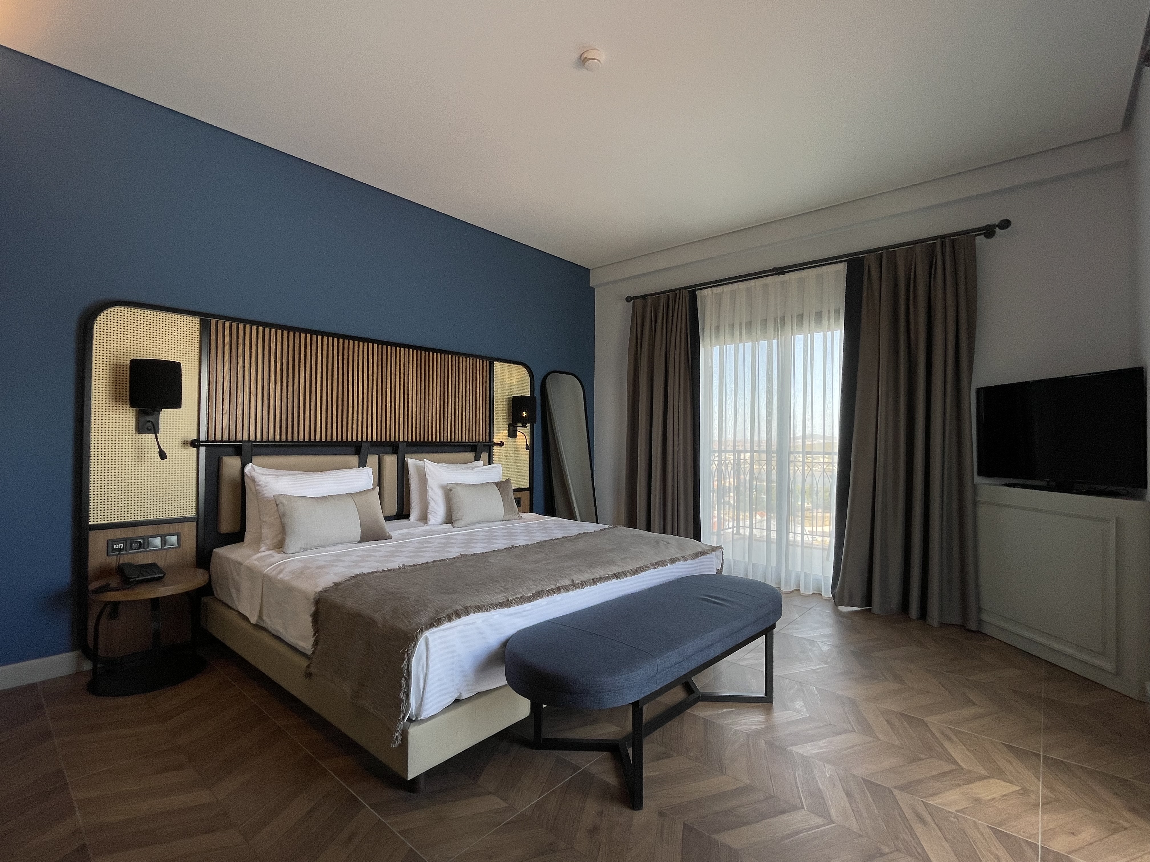 Suite with Balcony