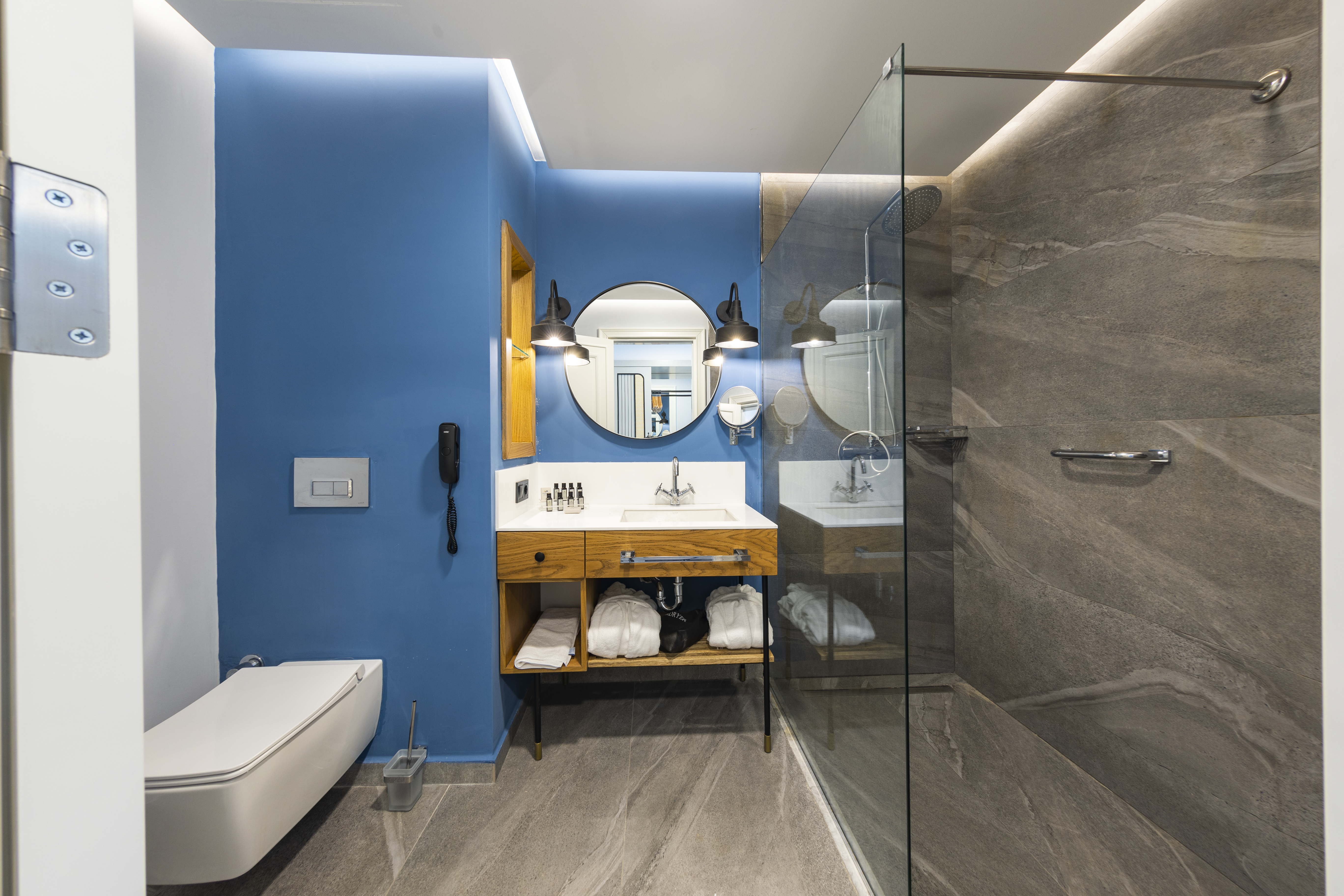 Suite with Balcony