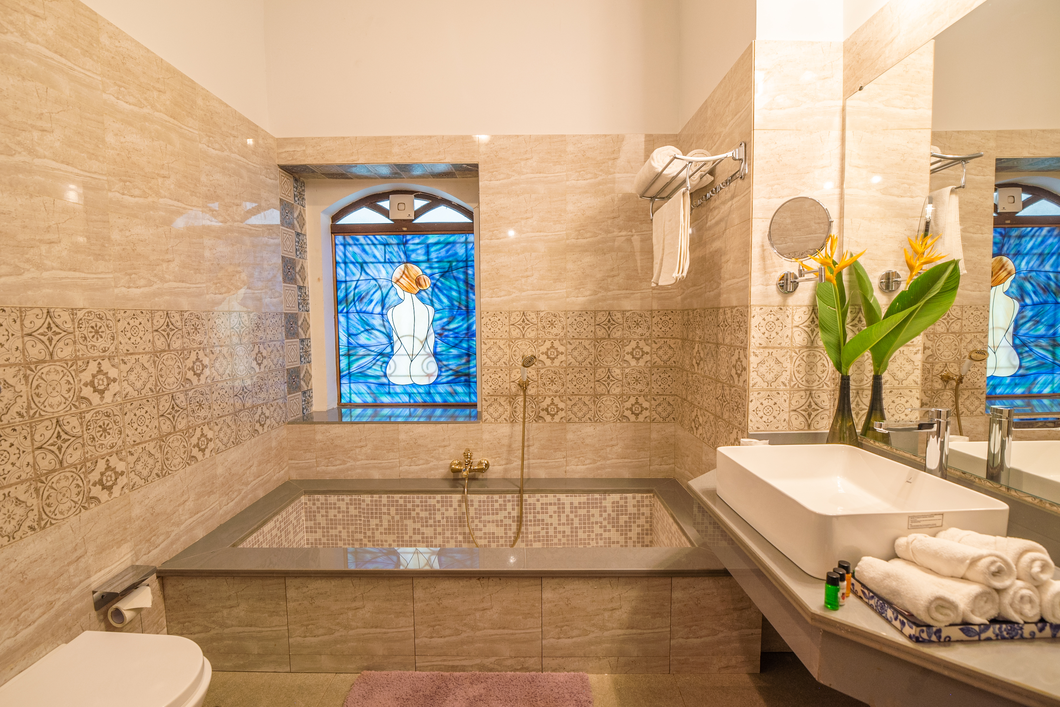 Room Two Bedrooms Two Bathrooms