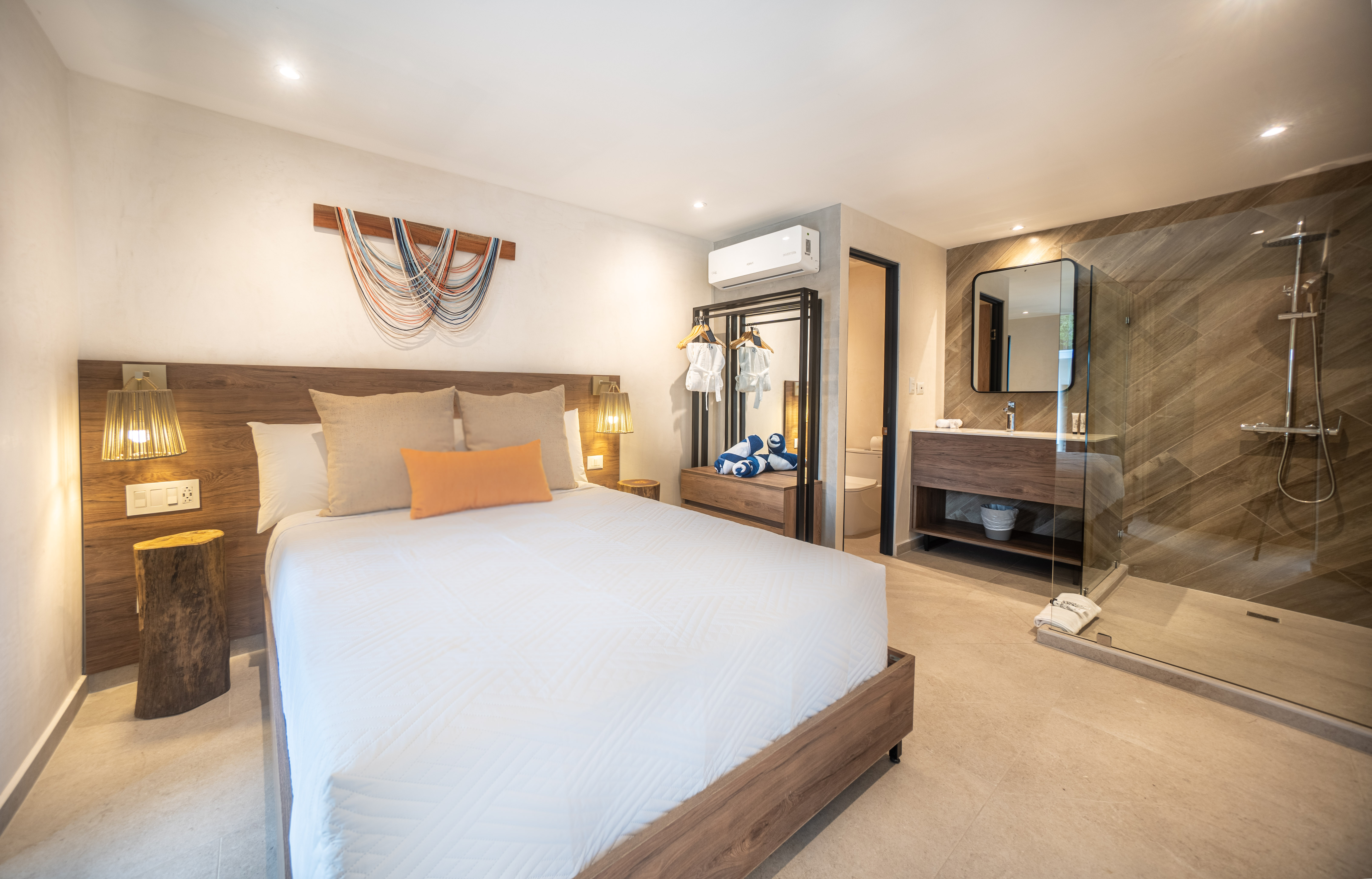 Double Superior Pool View