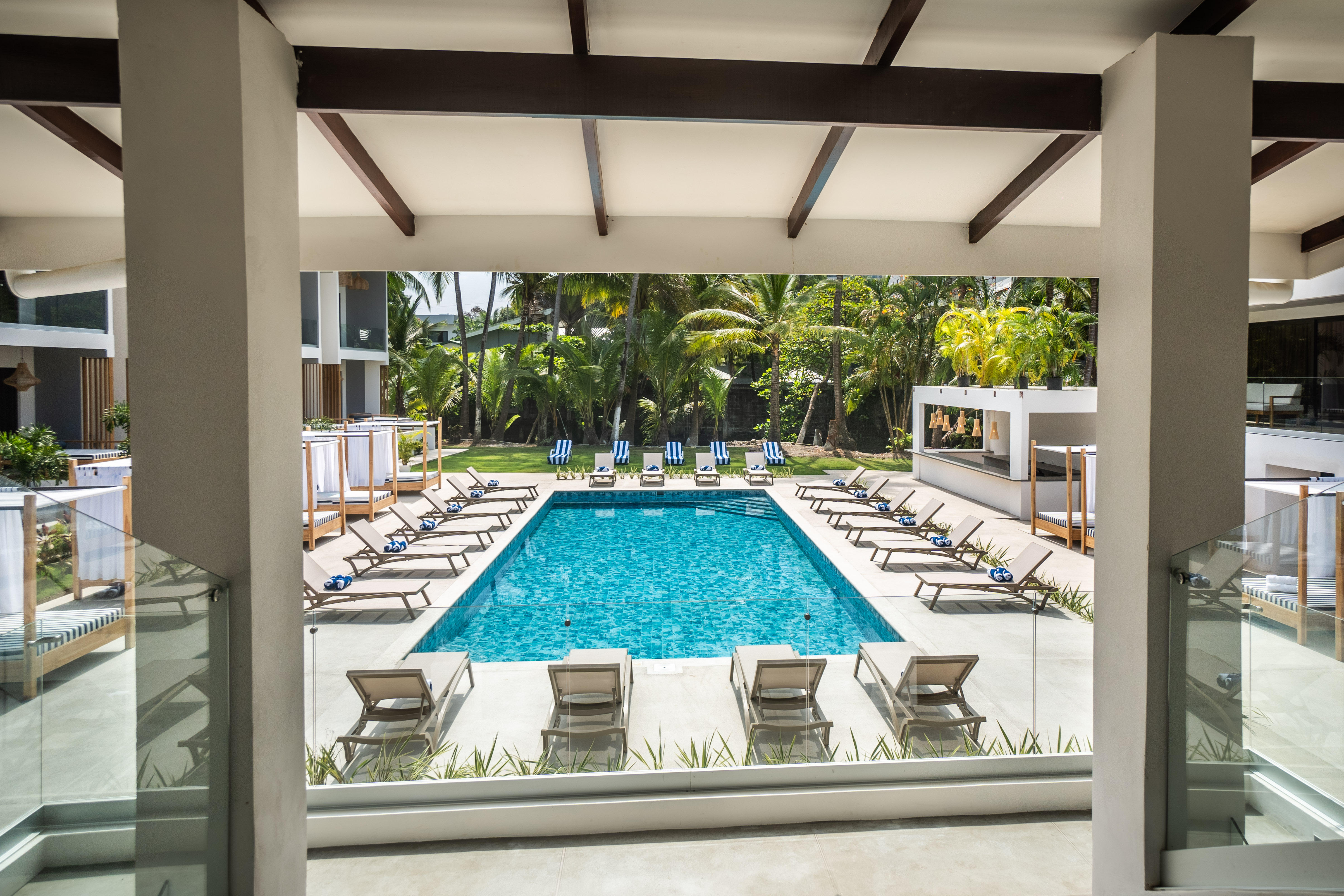 Studio Superior Pool View