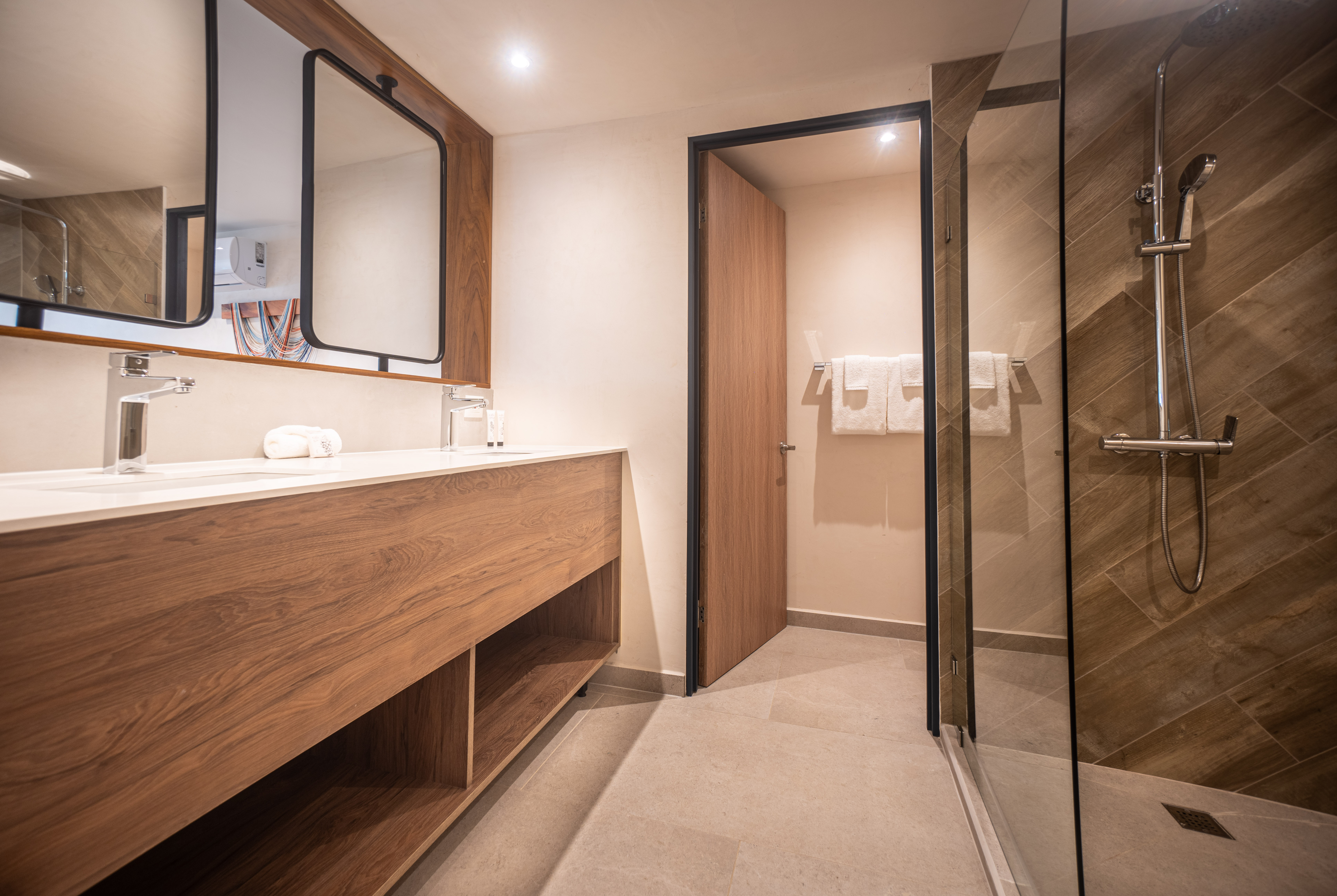 Suite Deluxe Beach Front