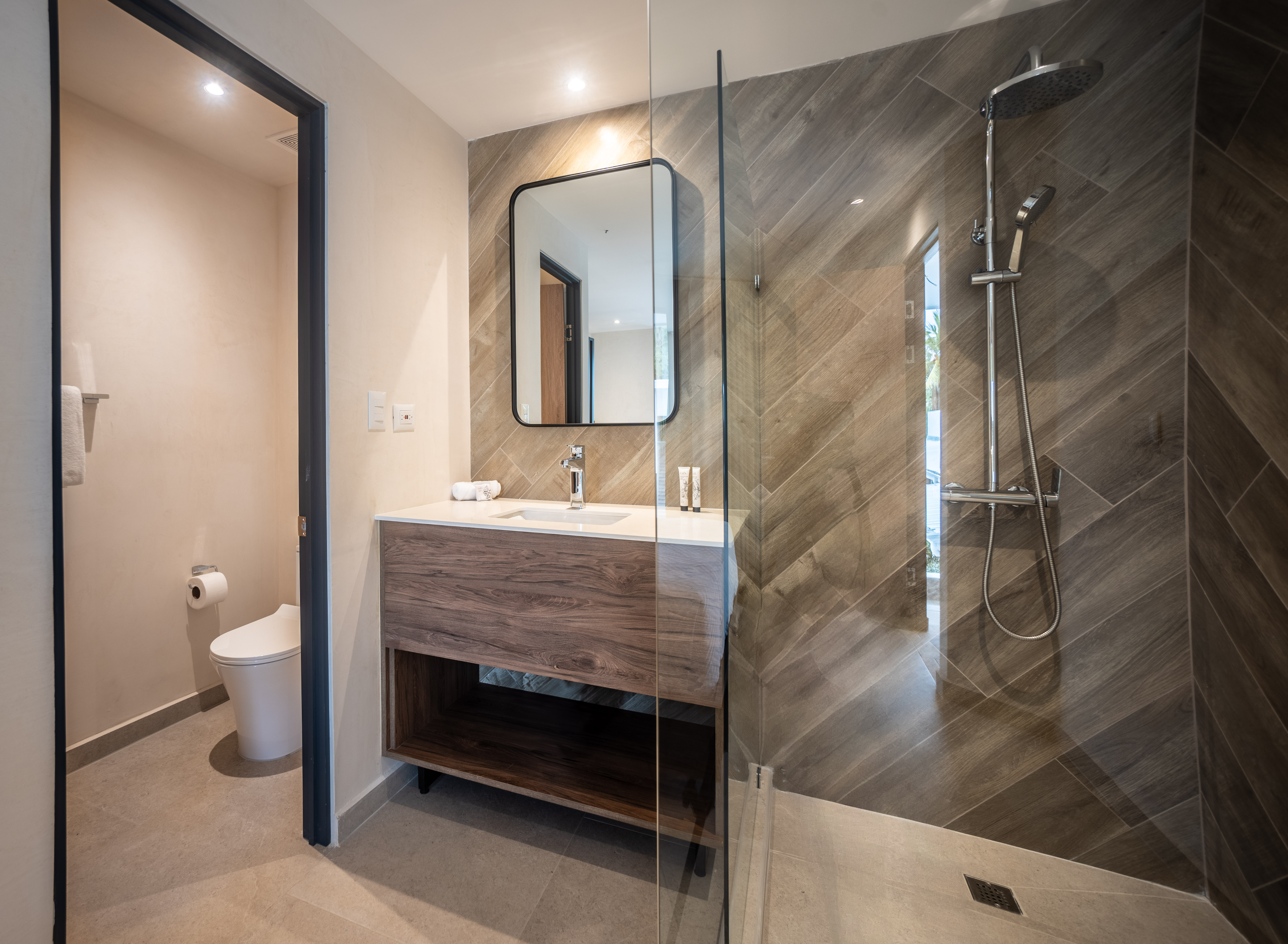 Double Pool View One Bedroom