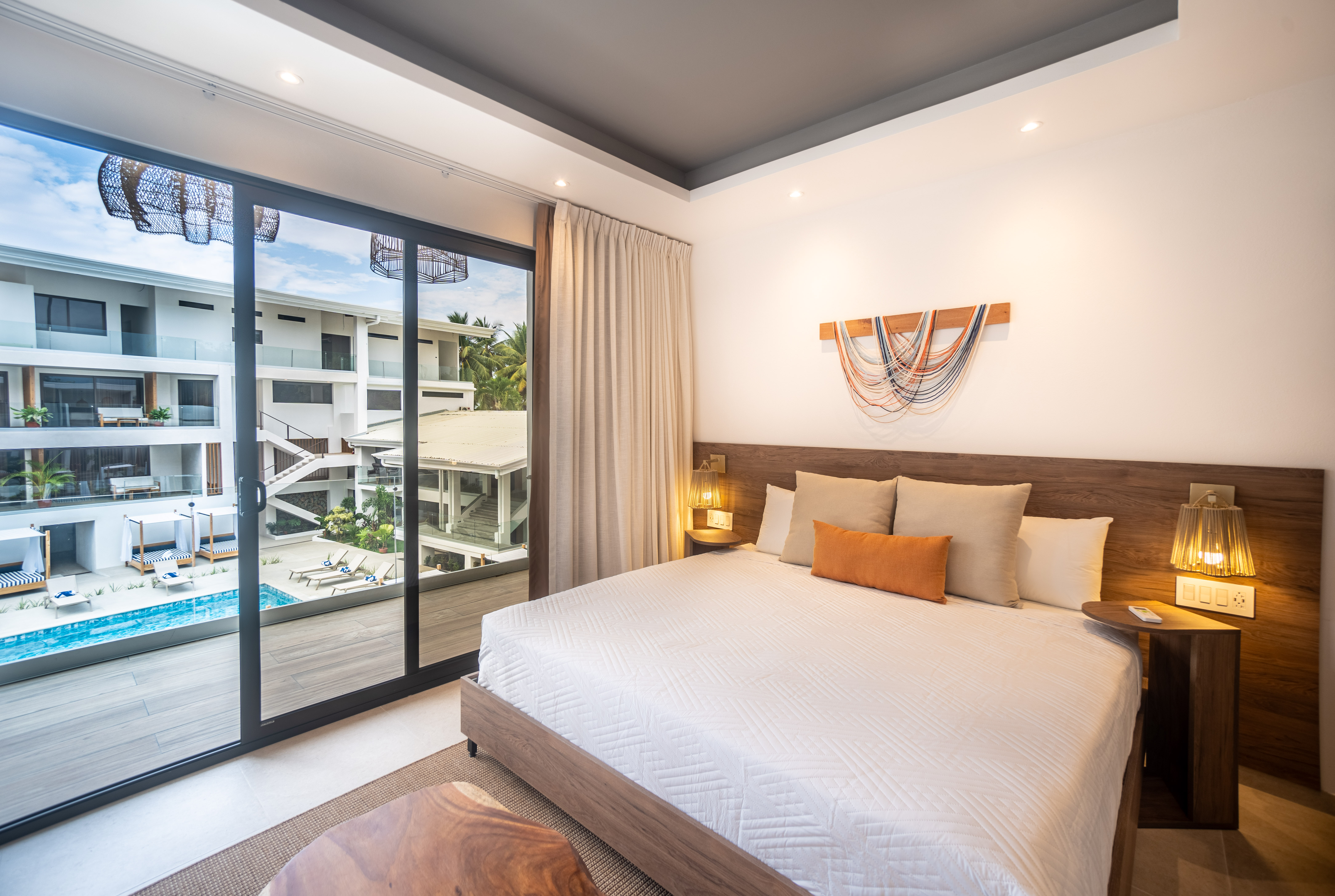 Suite Deluxe King Bed