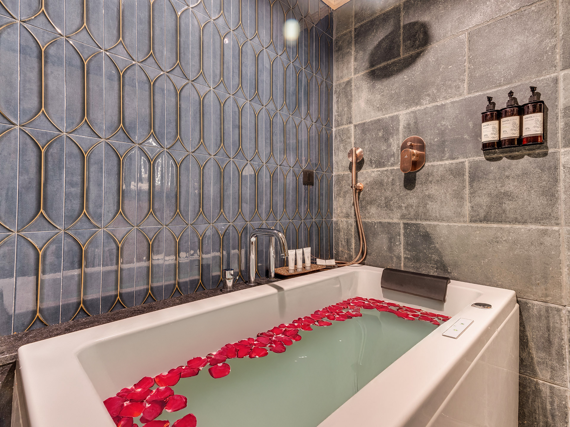 Double King Size Bed