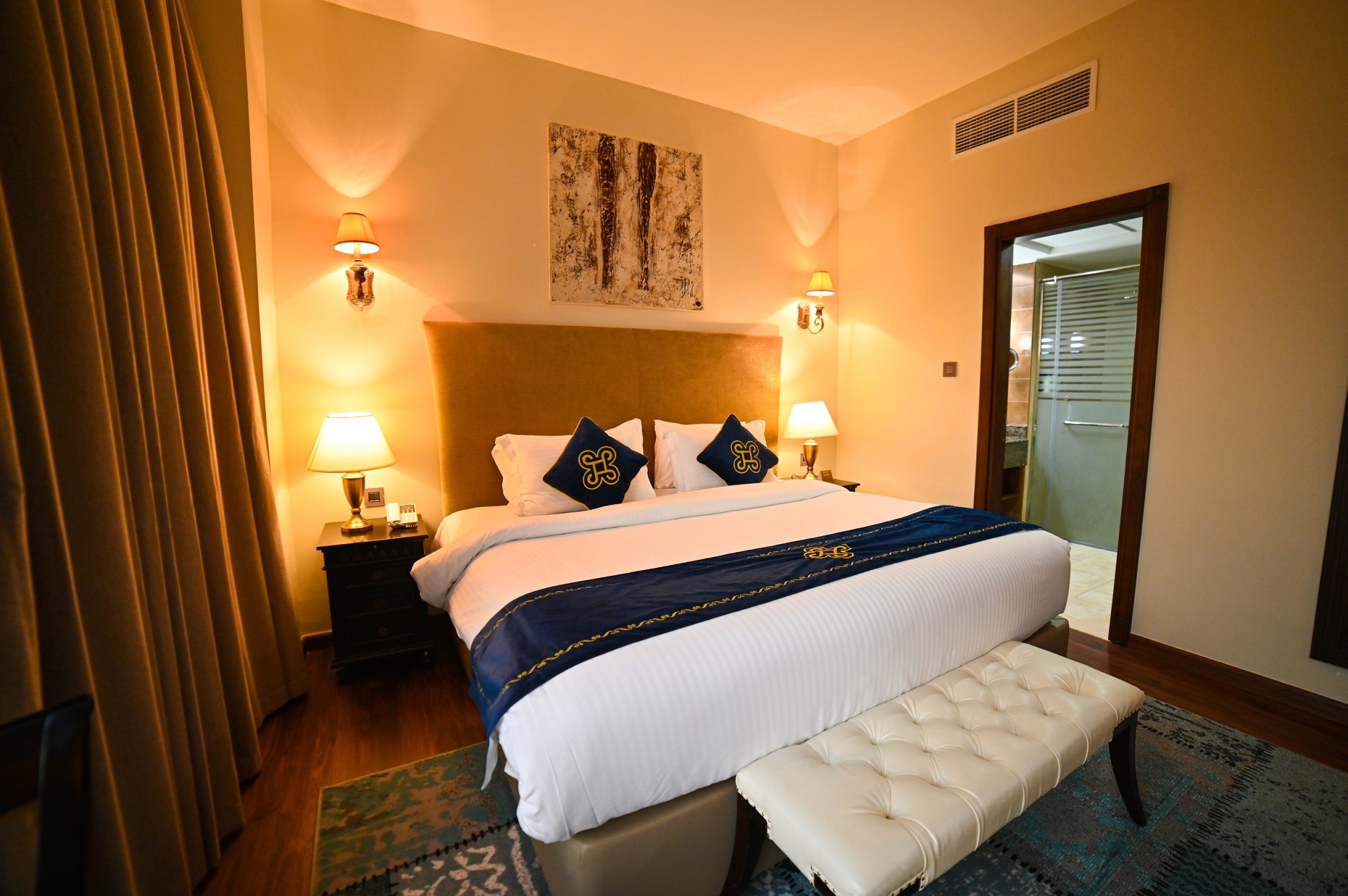 Double Partial Ocean View King Bed