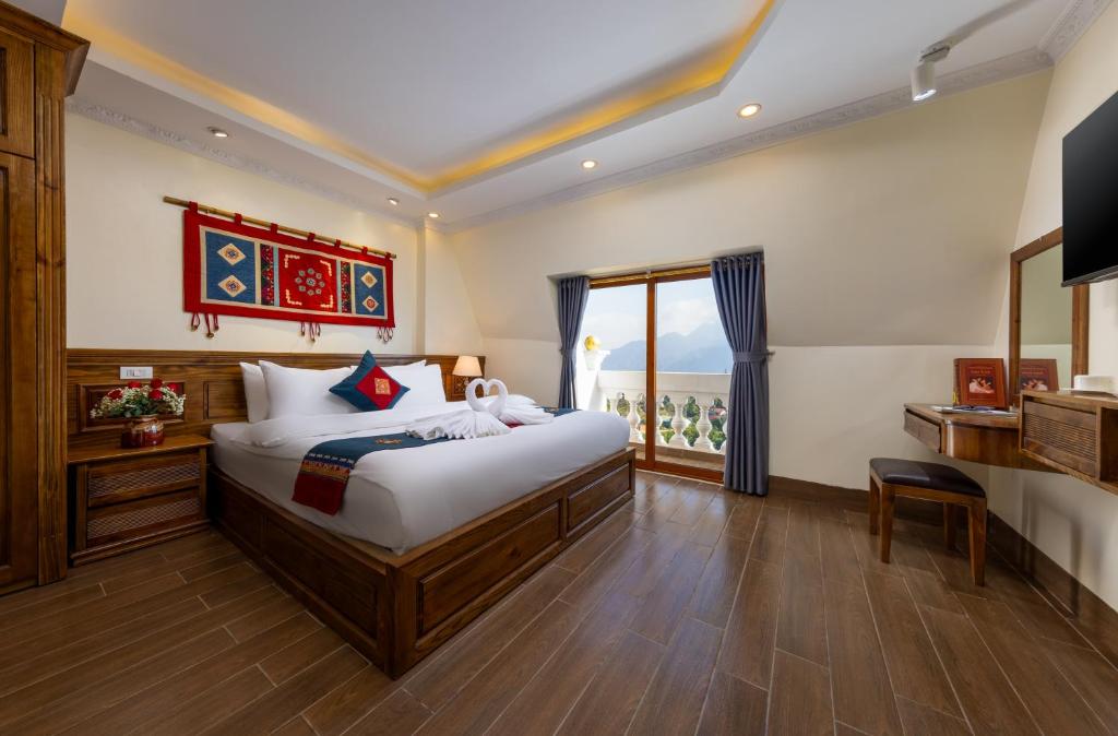 Double Deluxe with Balcony