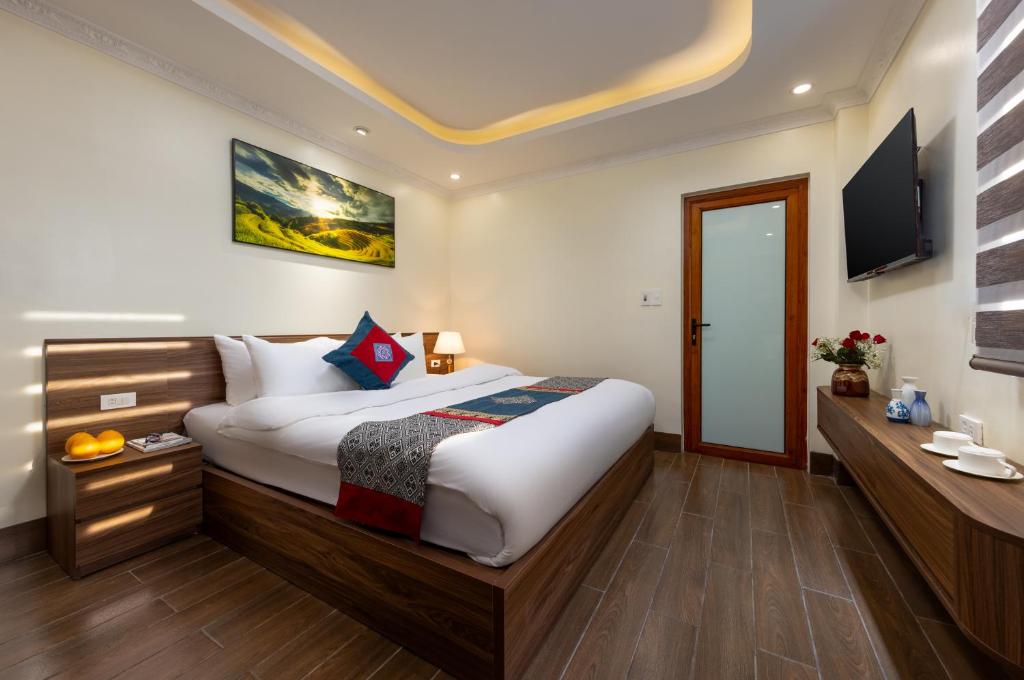 Double Deluxe Mountain View