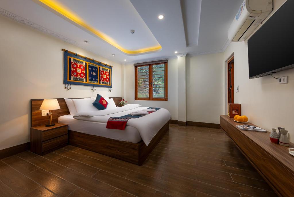 Double Deluxe City View