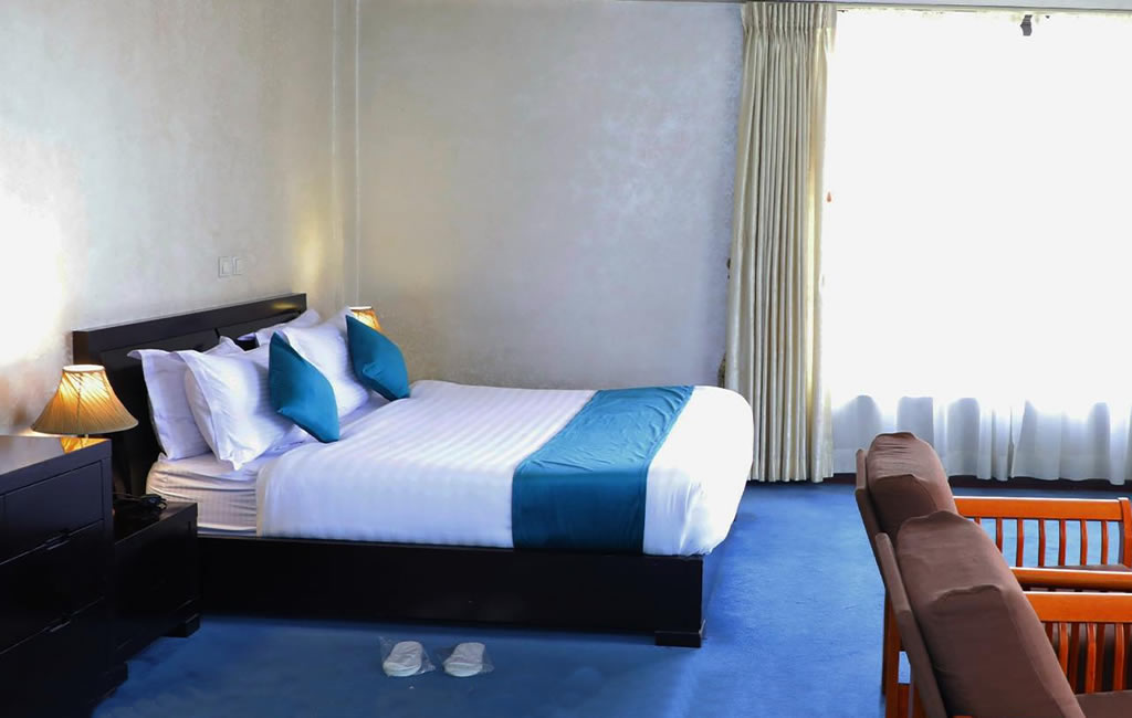 Family Room City View