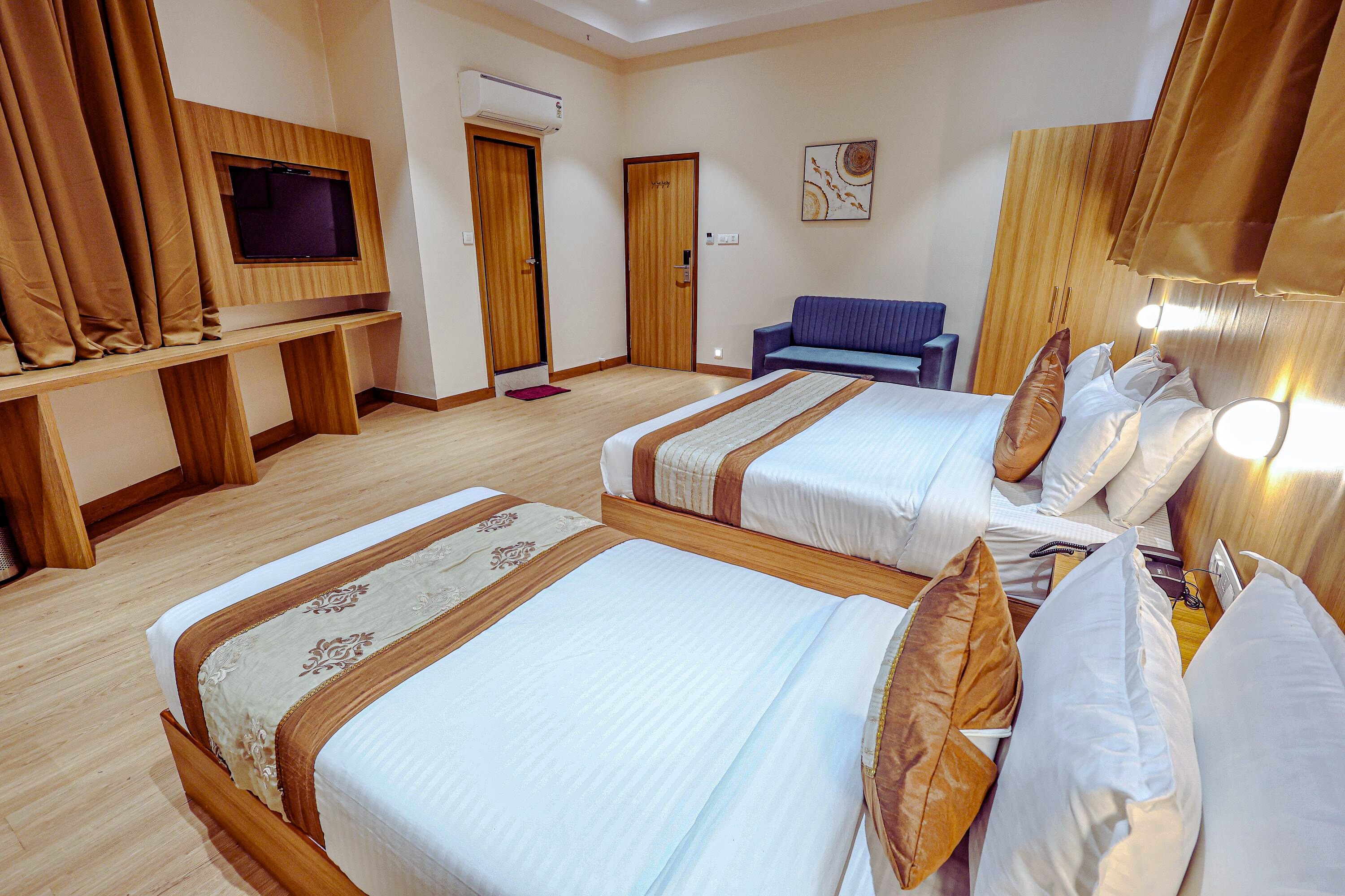 Quadruple Executive King Bed