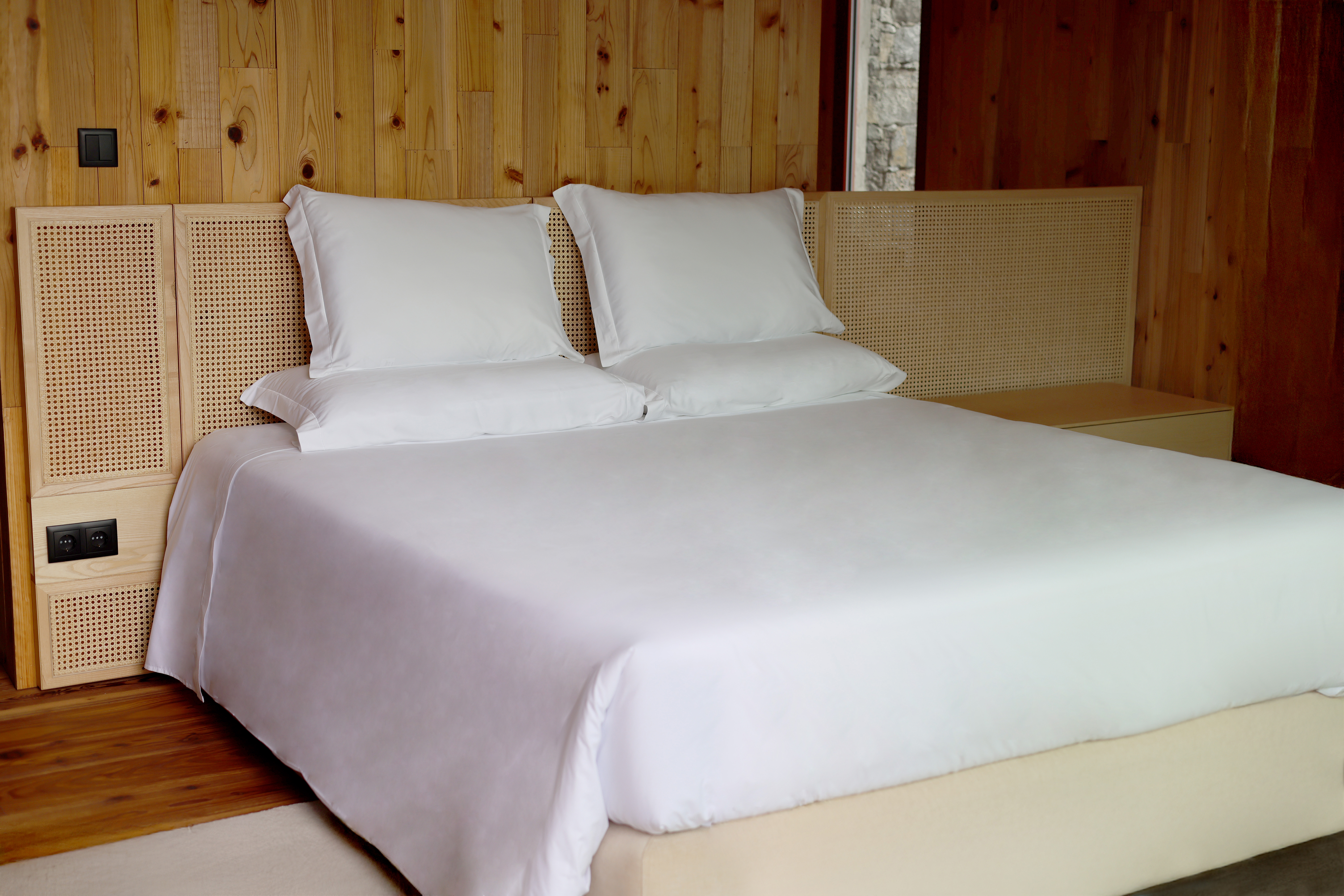 Double Deluxe Pool View