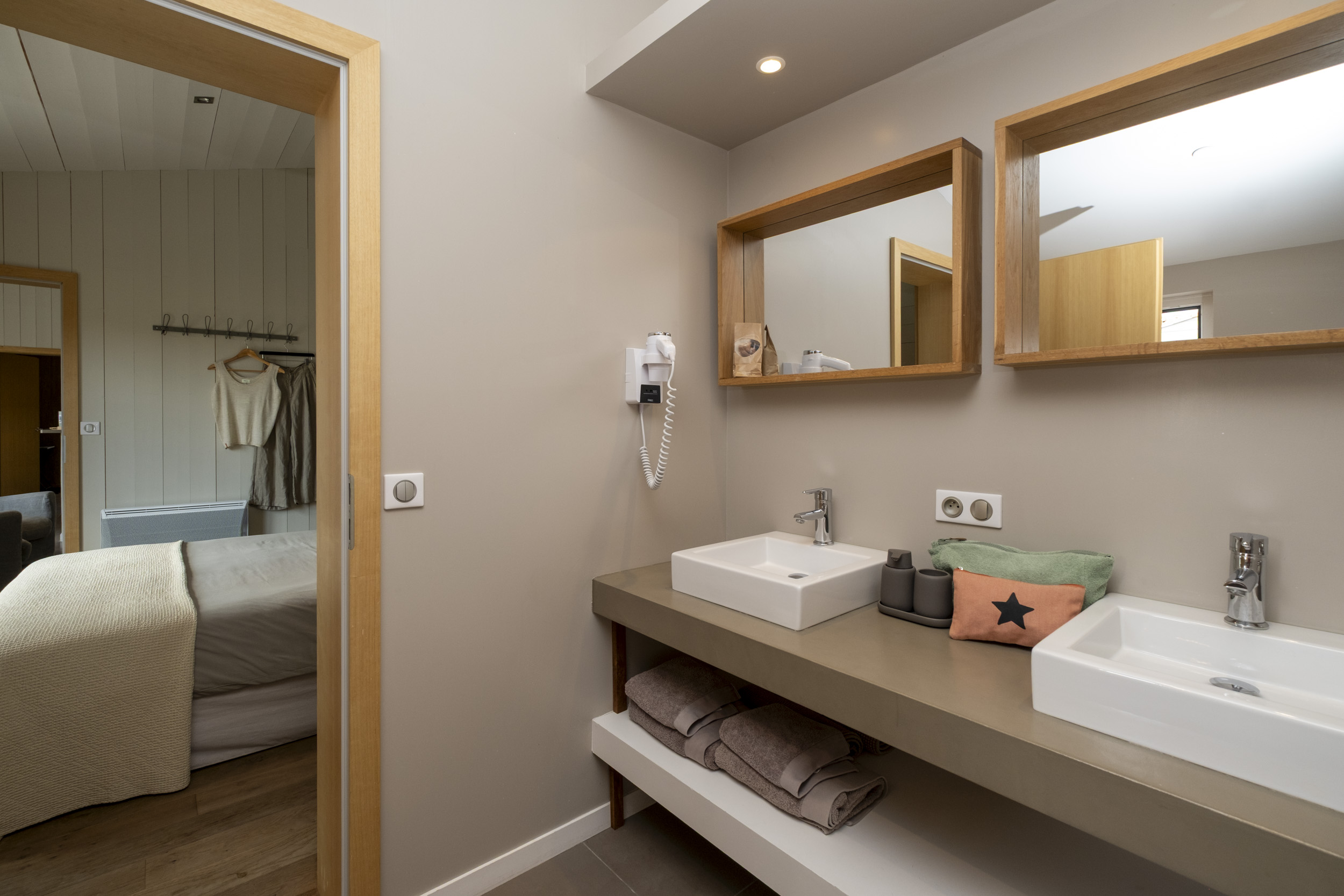 Lodge with Private Pool