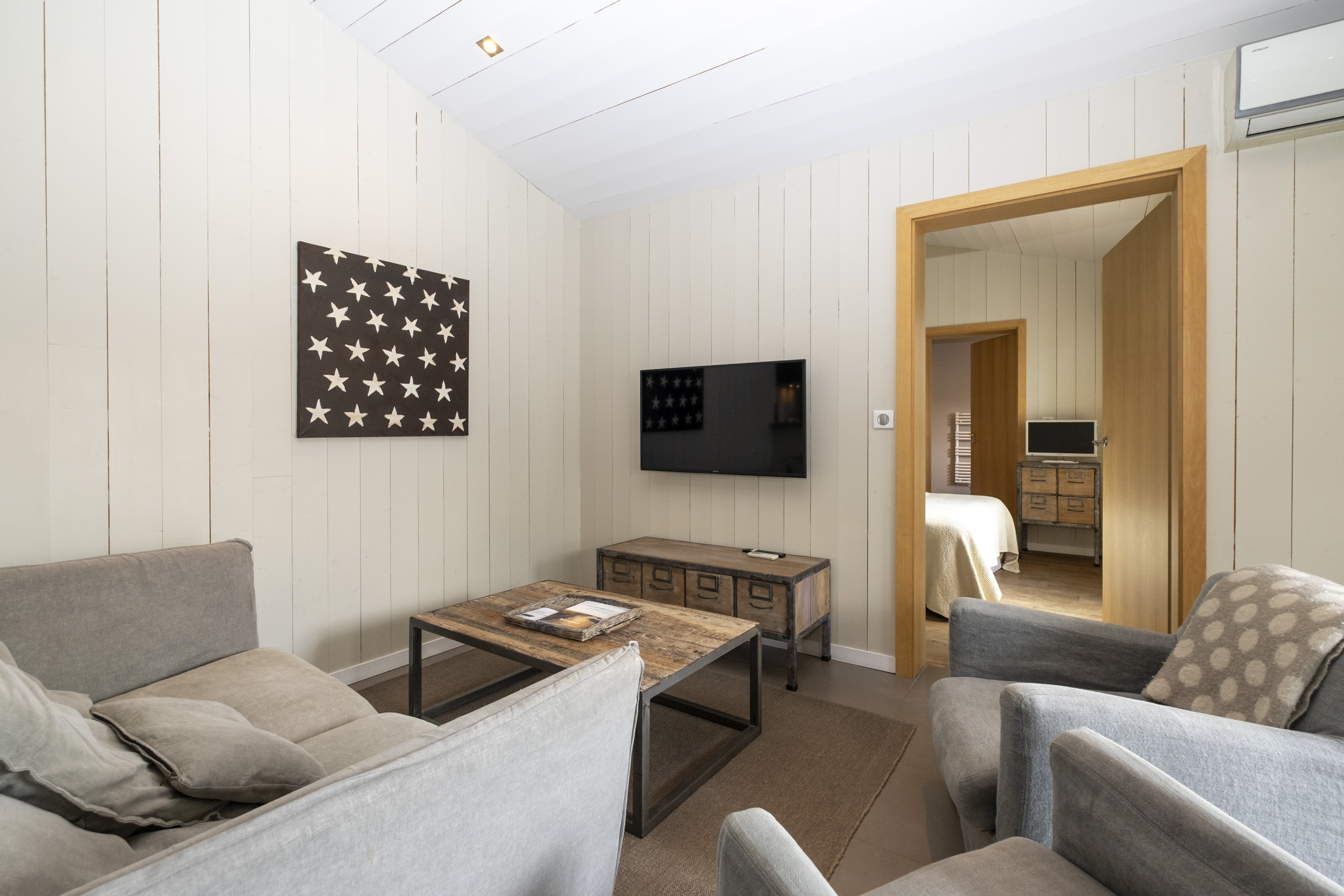 Lodge with Private Pool