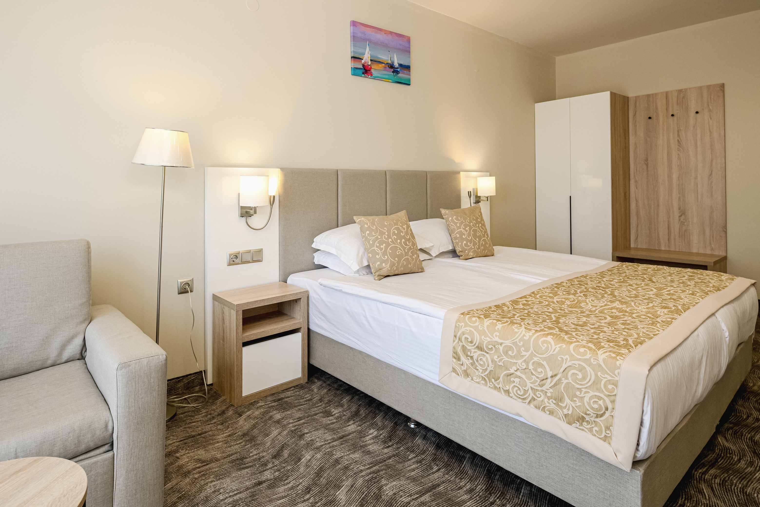 Apartment One Bedroom One Bathroom