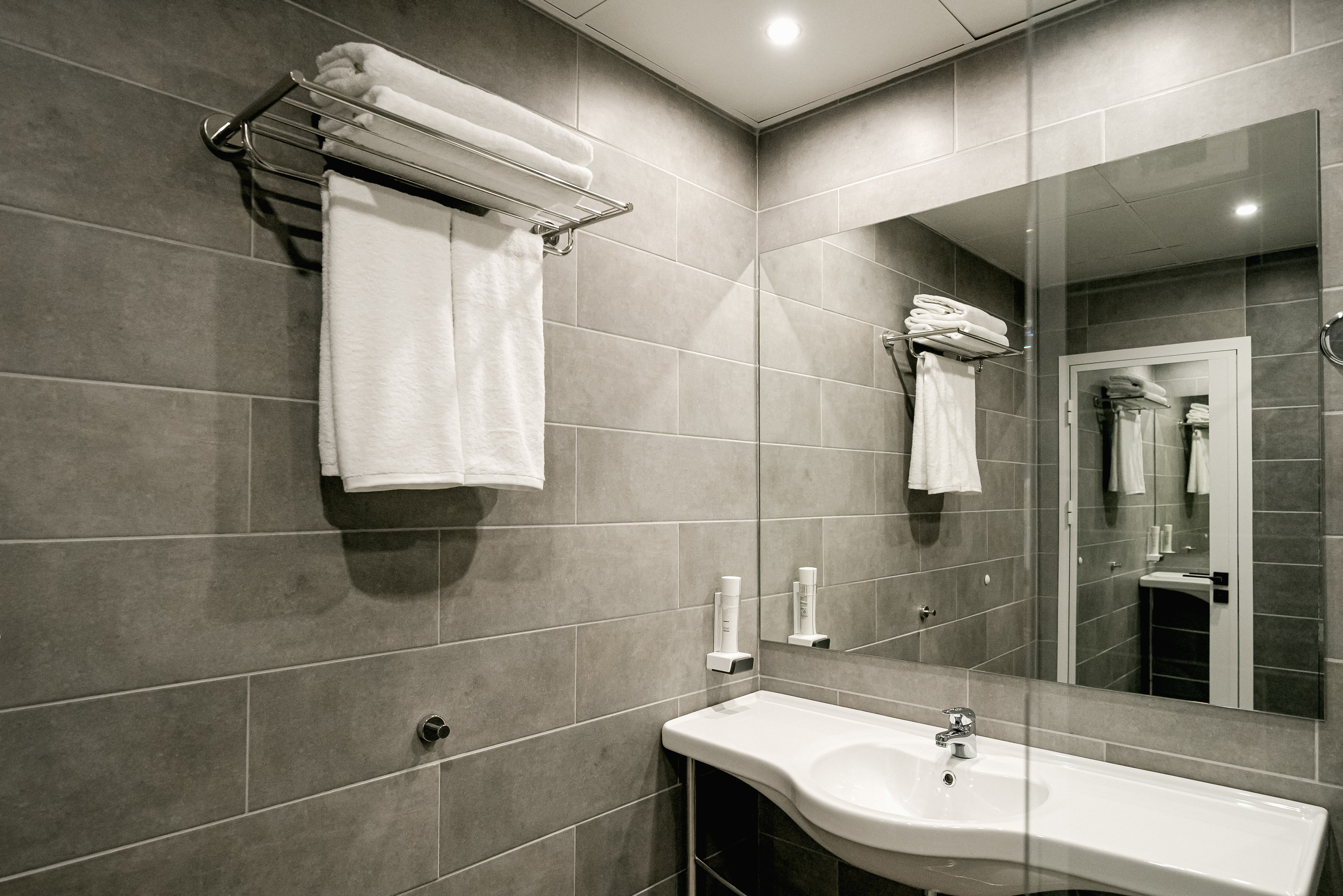 Apartment One Bedroom One Bathroom