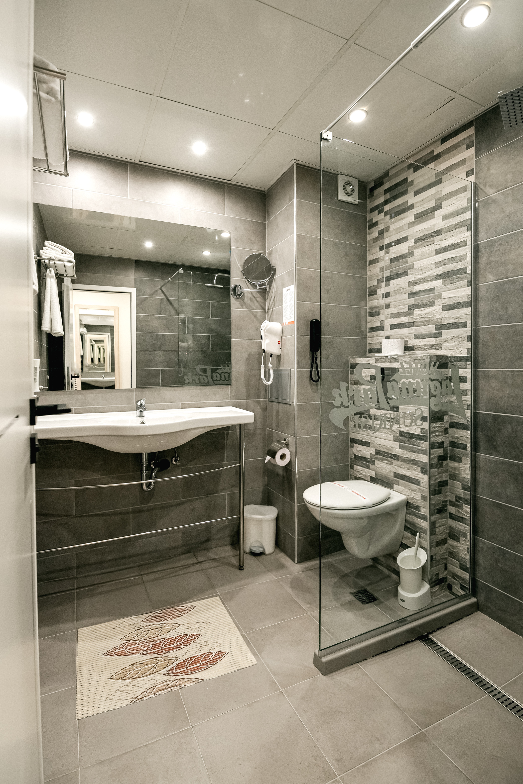 Apartment One Bedroom One Bathroom