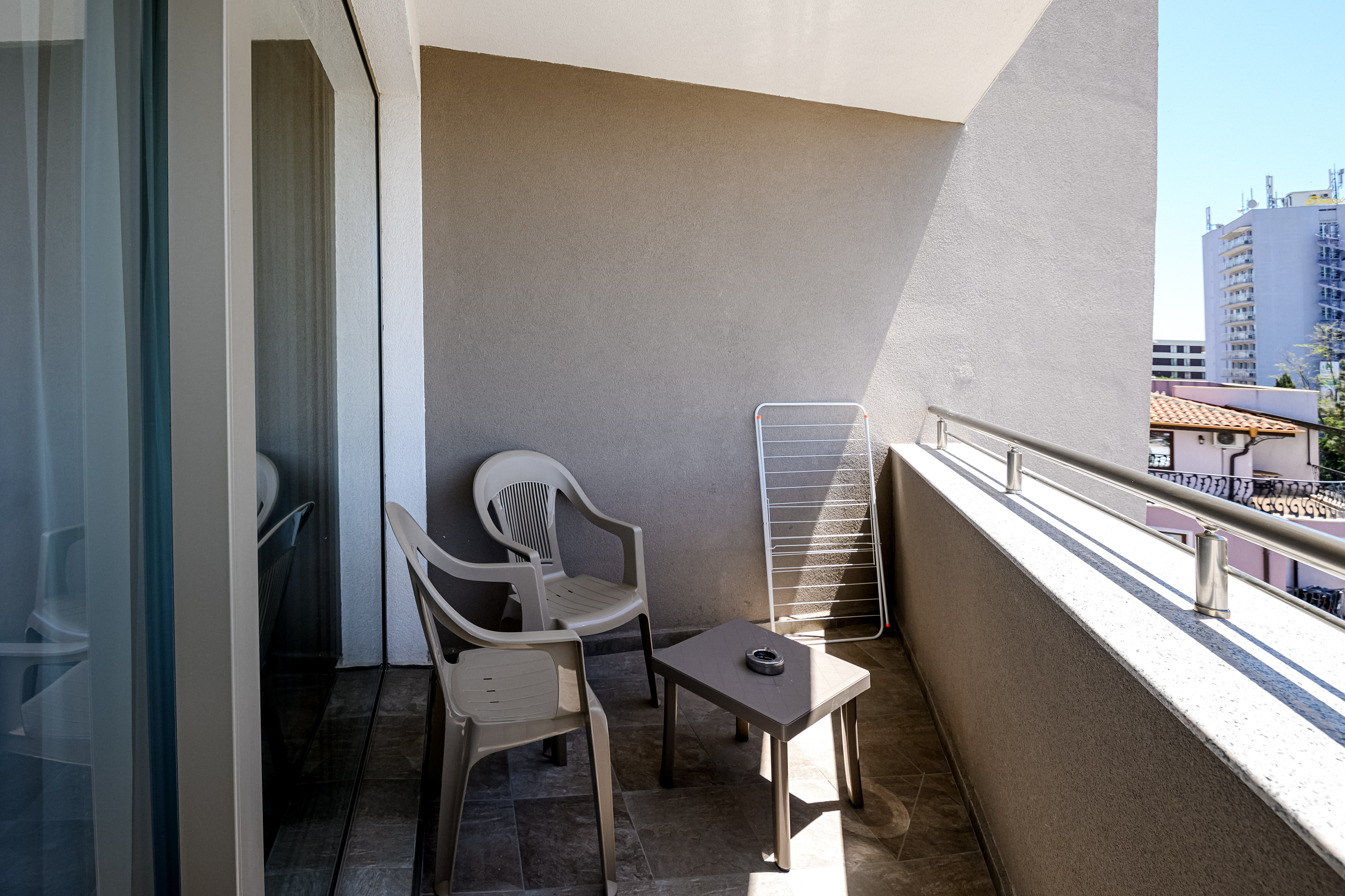 Apartment One Bedroom One Bathroom