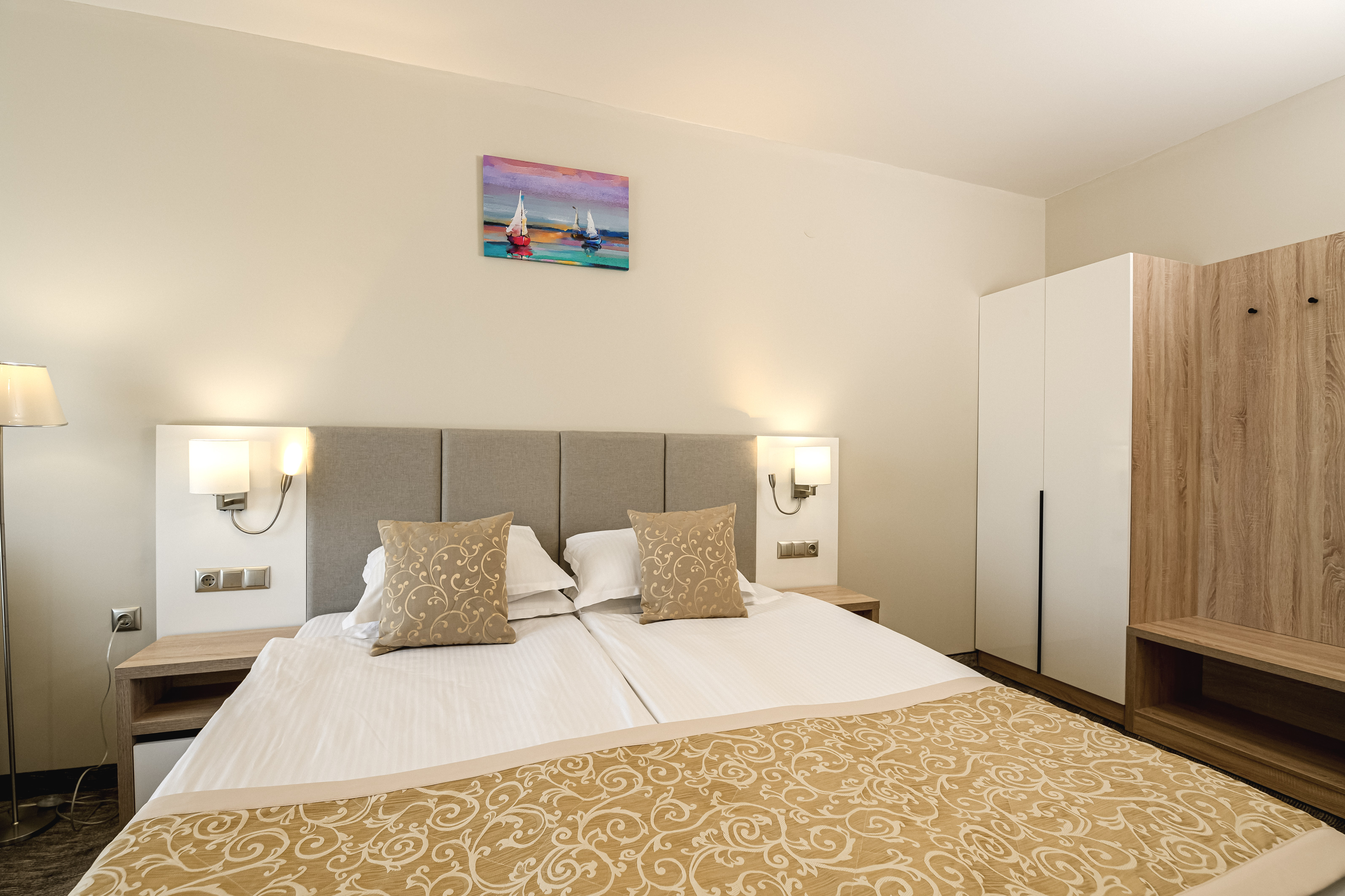 Apartment One Bedroom One Bathroom