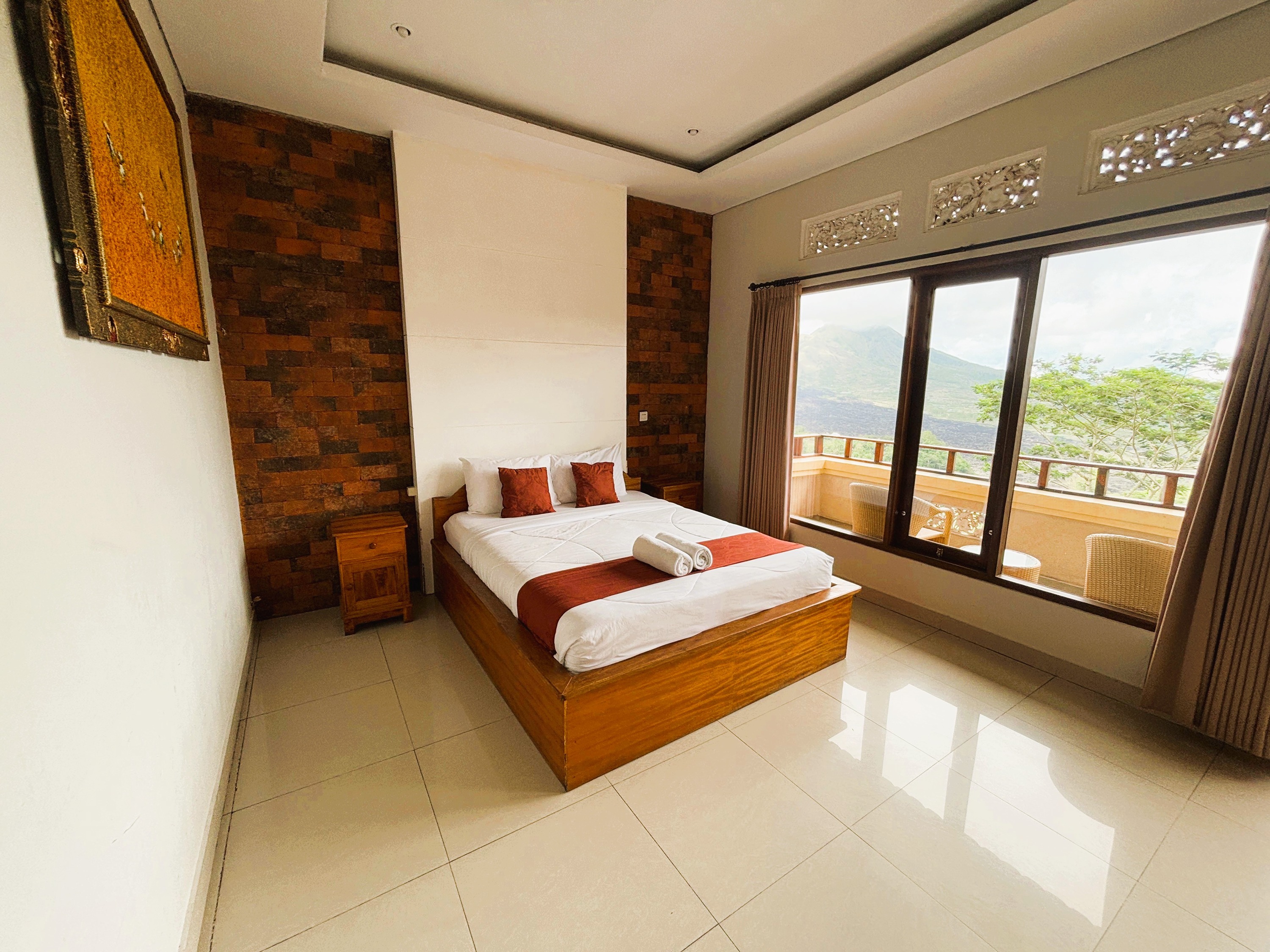 Double or Twin Standard