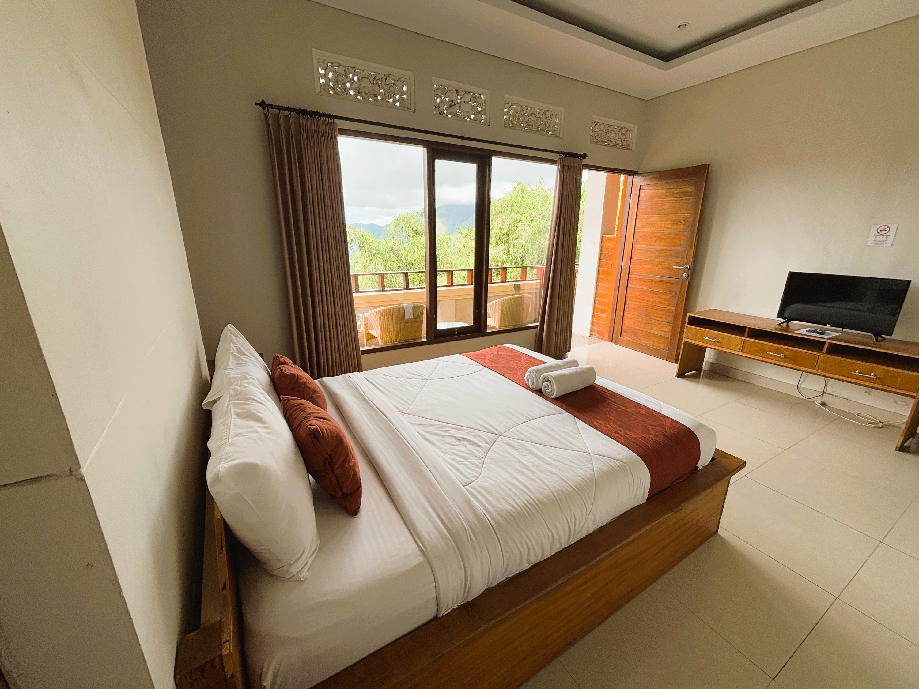 Double or Twin Standard