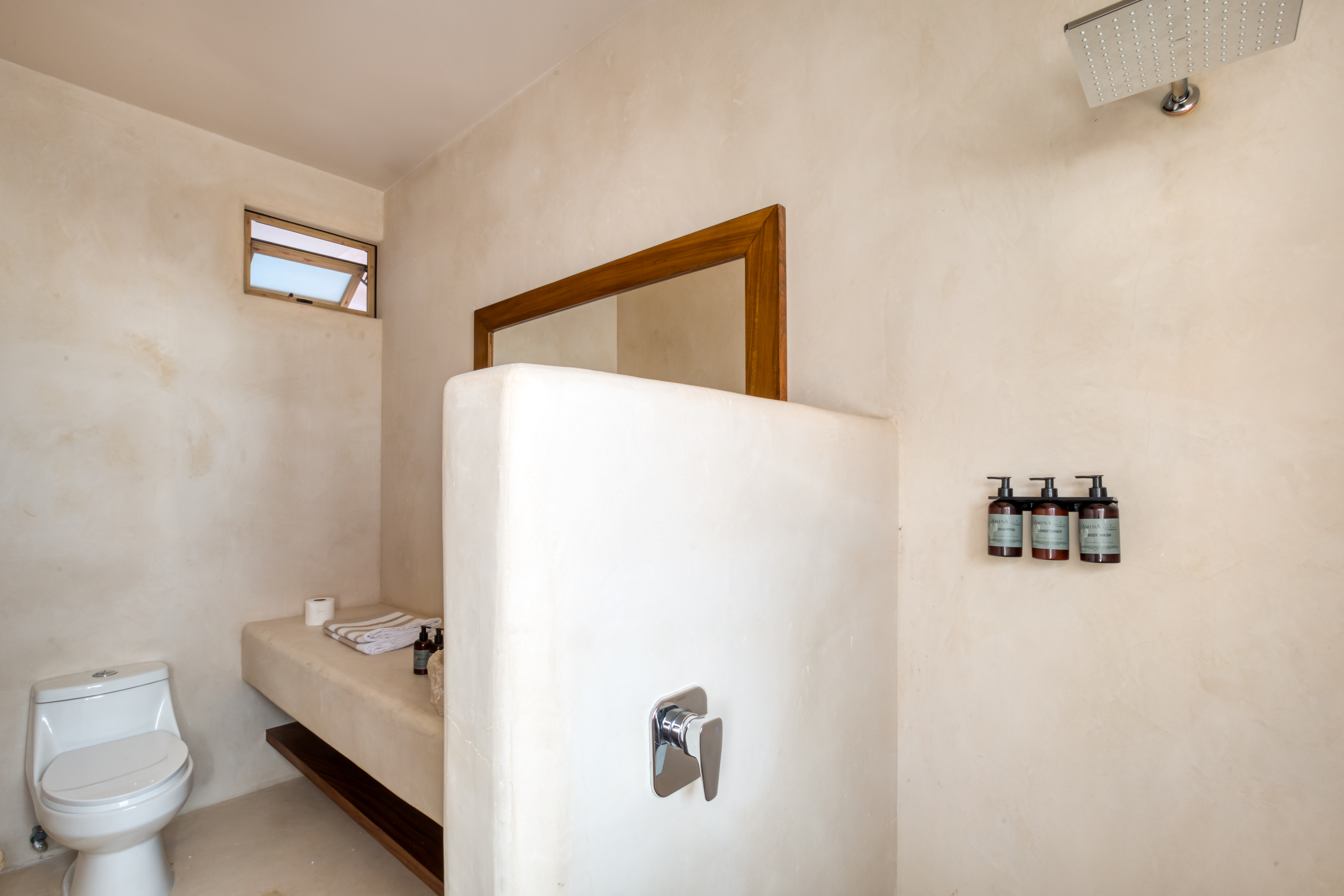 Villa Superior Partial Ocean View