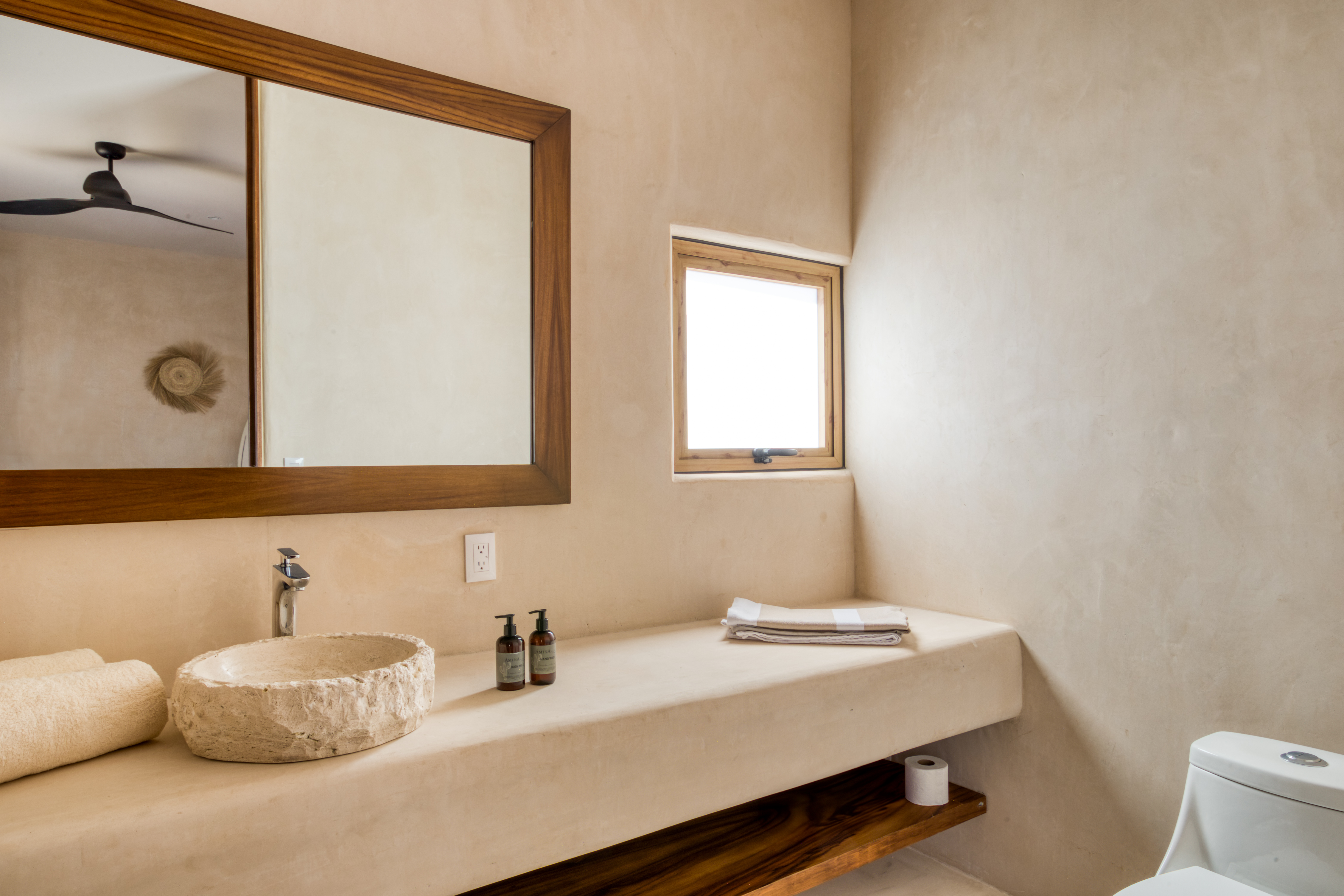 Villa Three Bedrooms with Air Conditioning