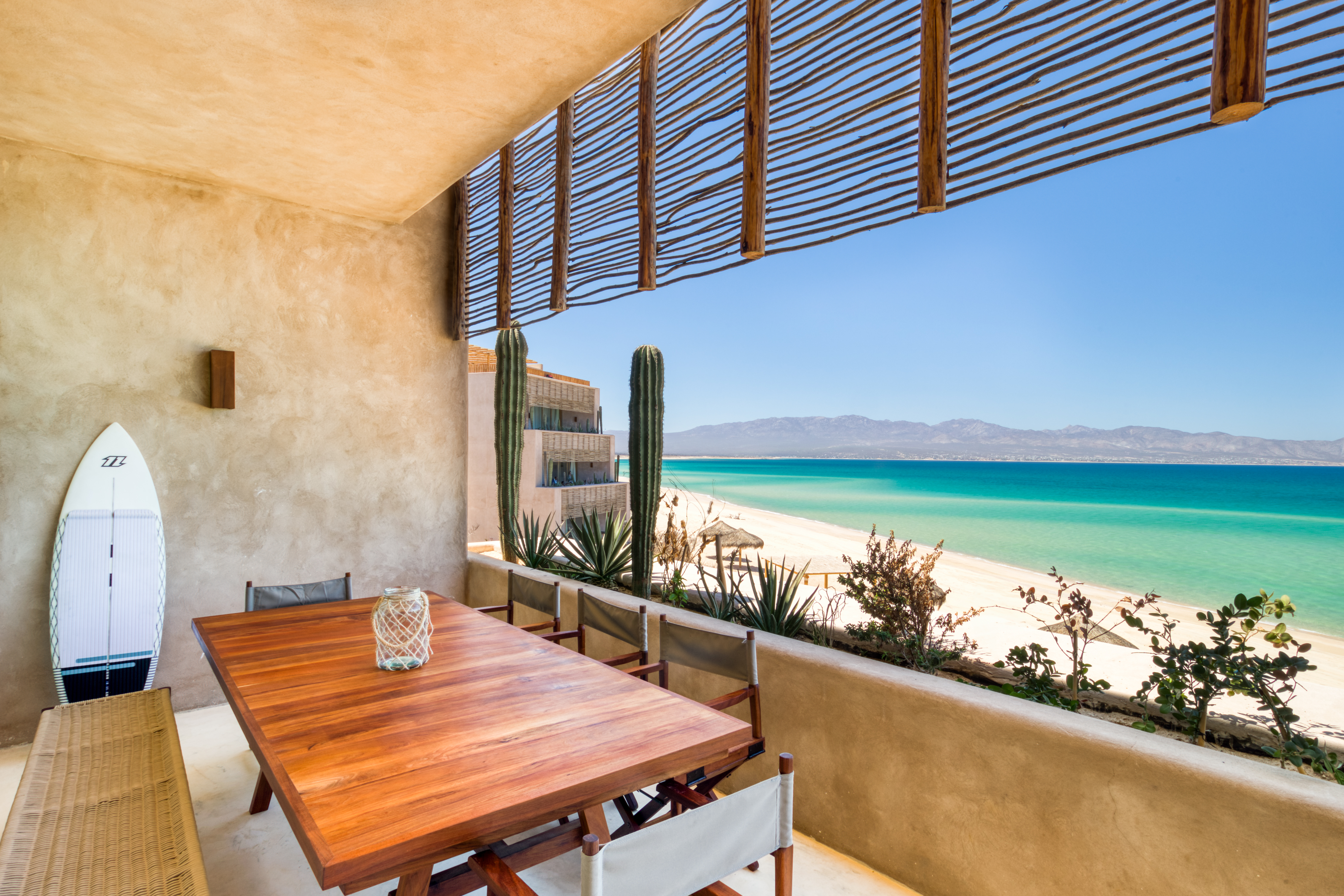 Villa Three Bedrooms Three Bathrooms