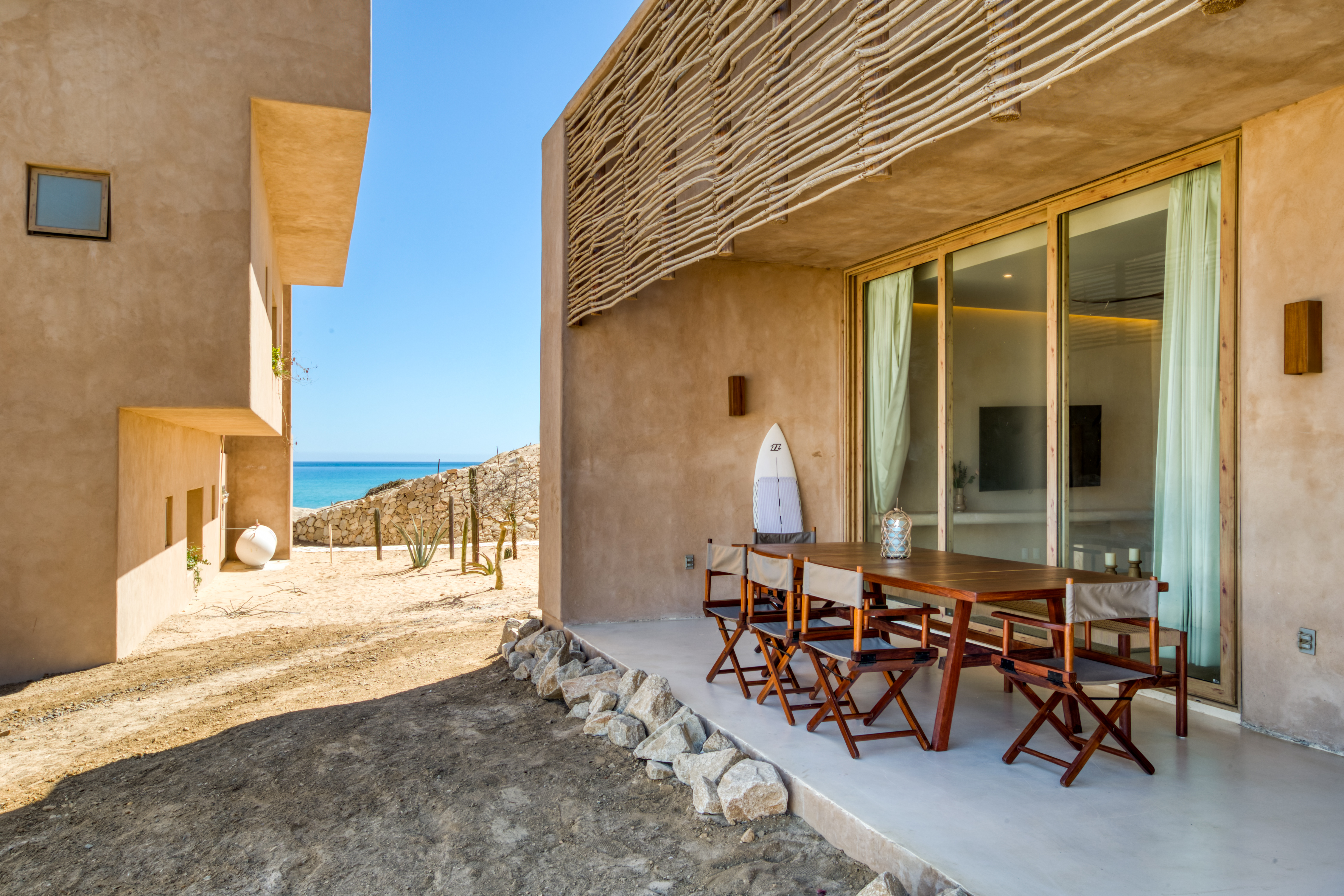 Villa Three Bedrooms with Air Conditioning