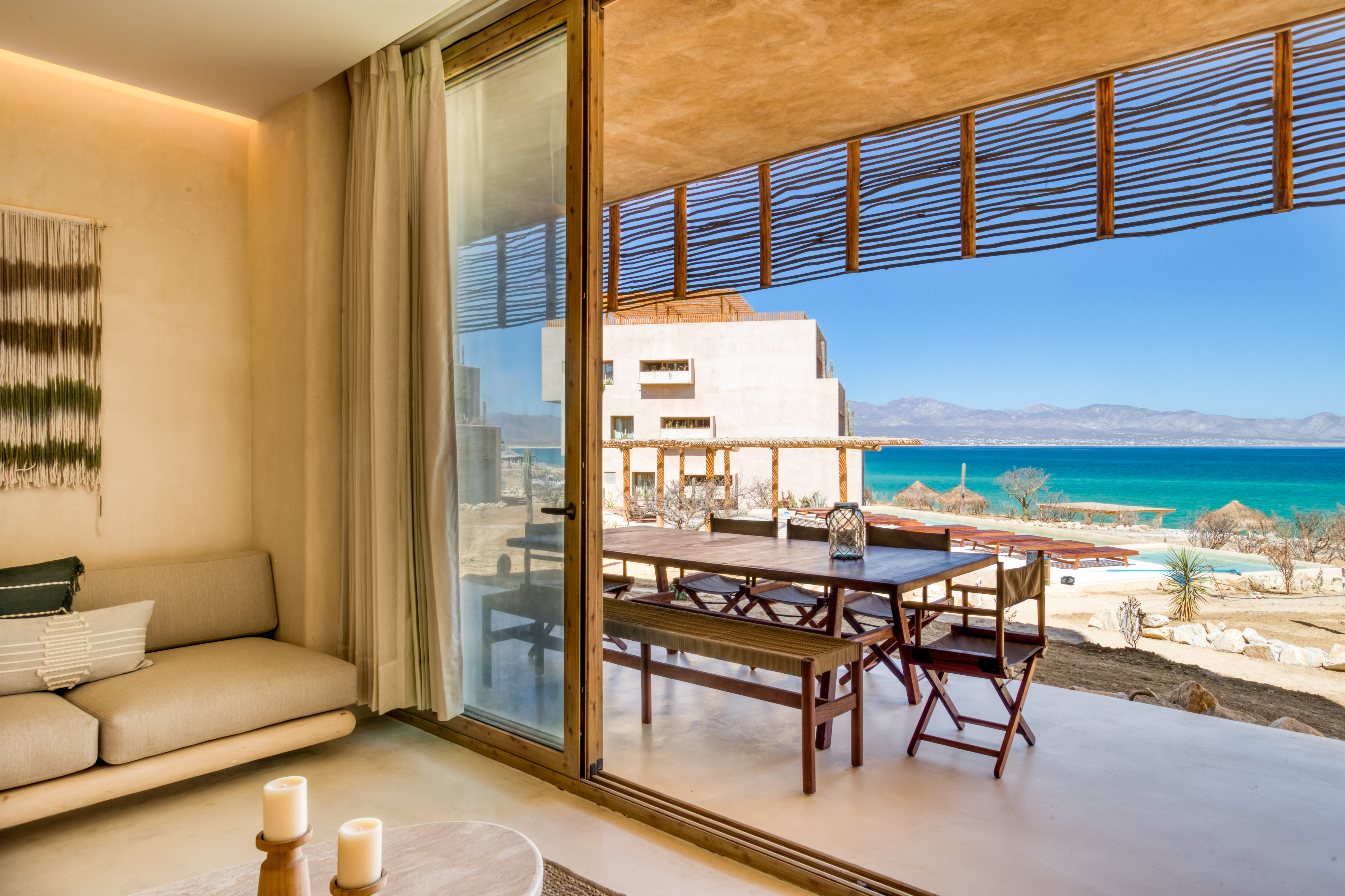 Villa Three Bedrooms with Air Conditioning