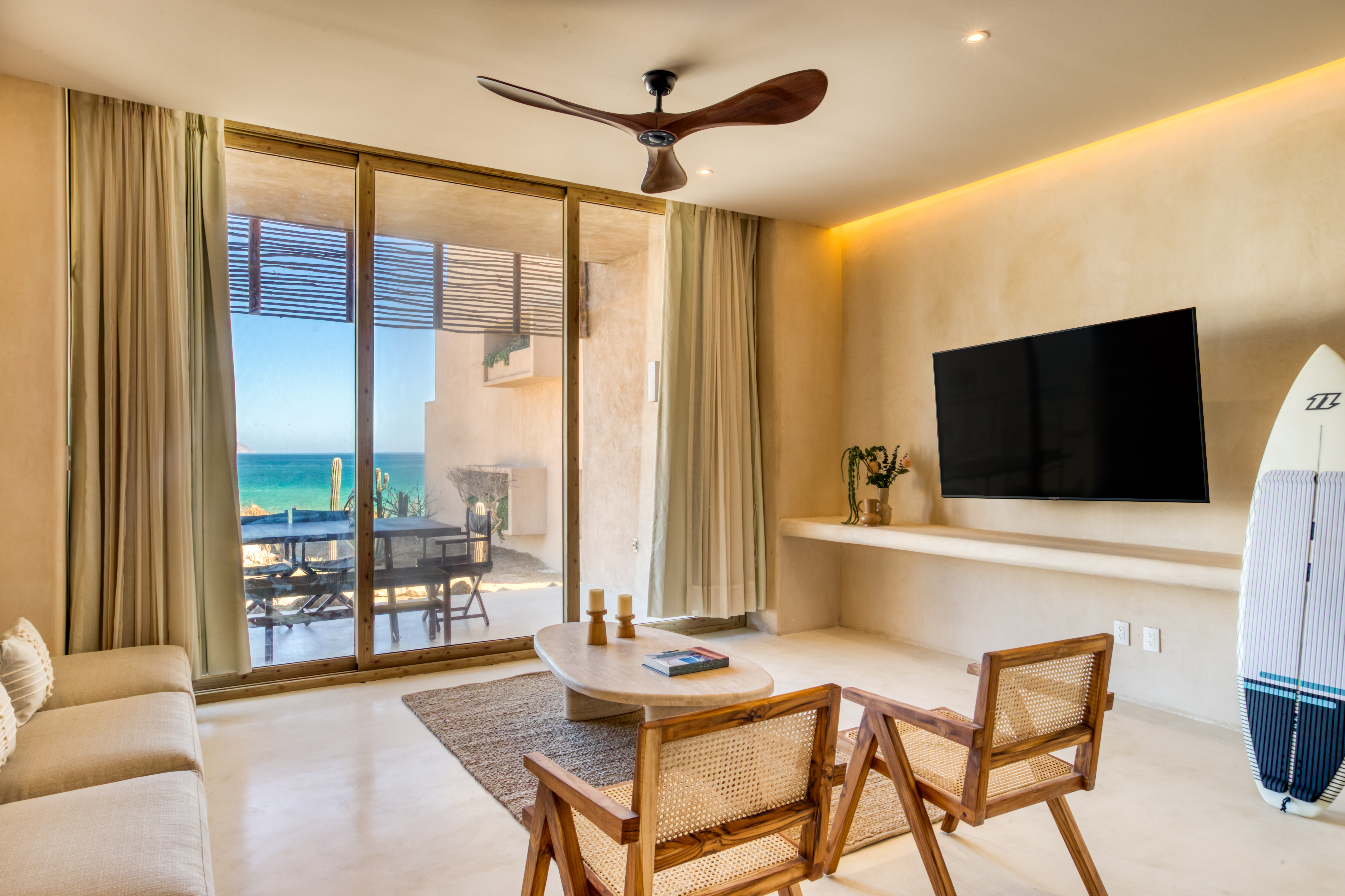 Villa Three Bedrooms with Air Conditioning