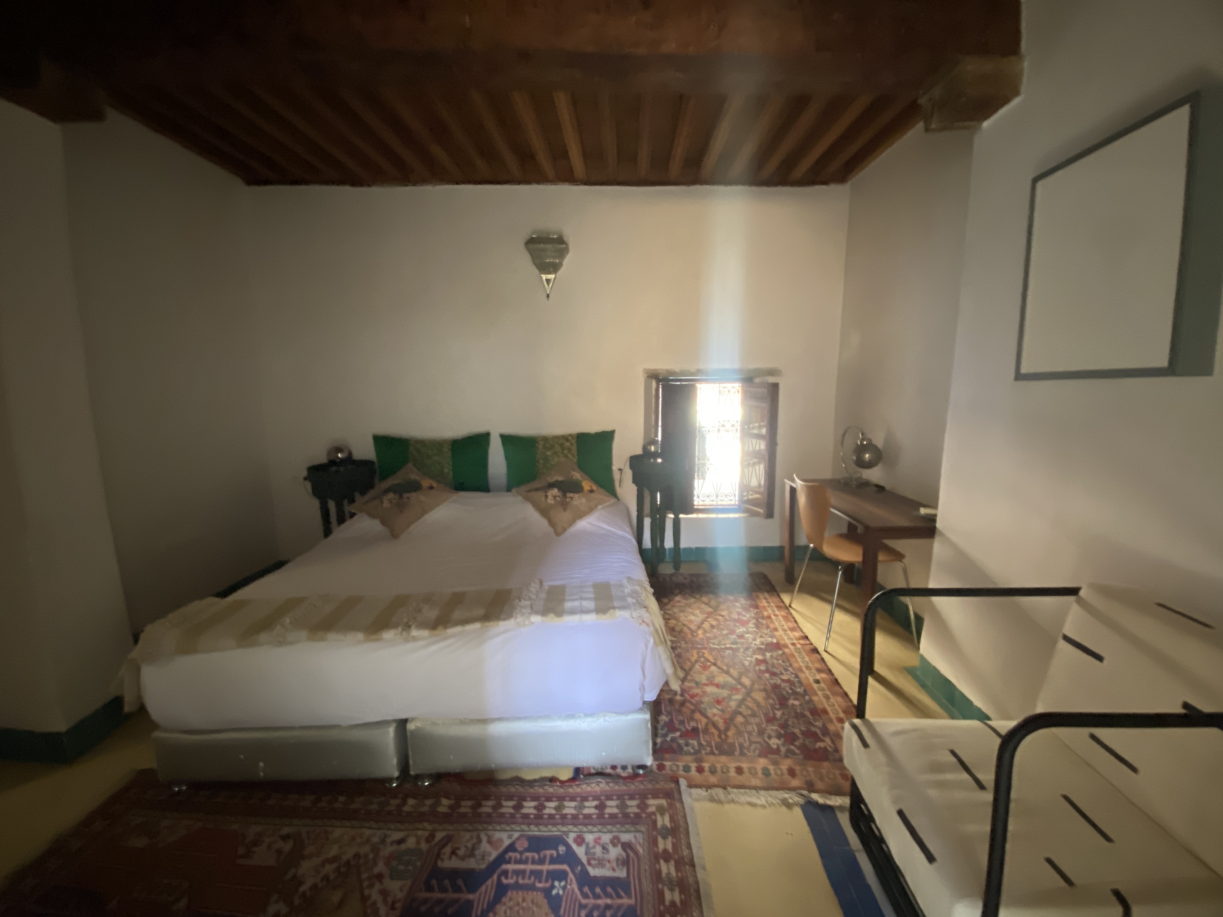 Triple Superior Queen Bed