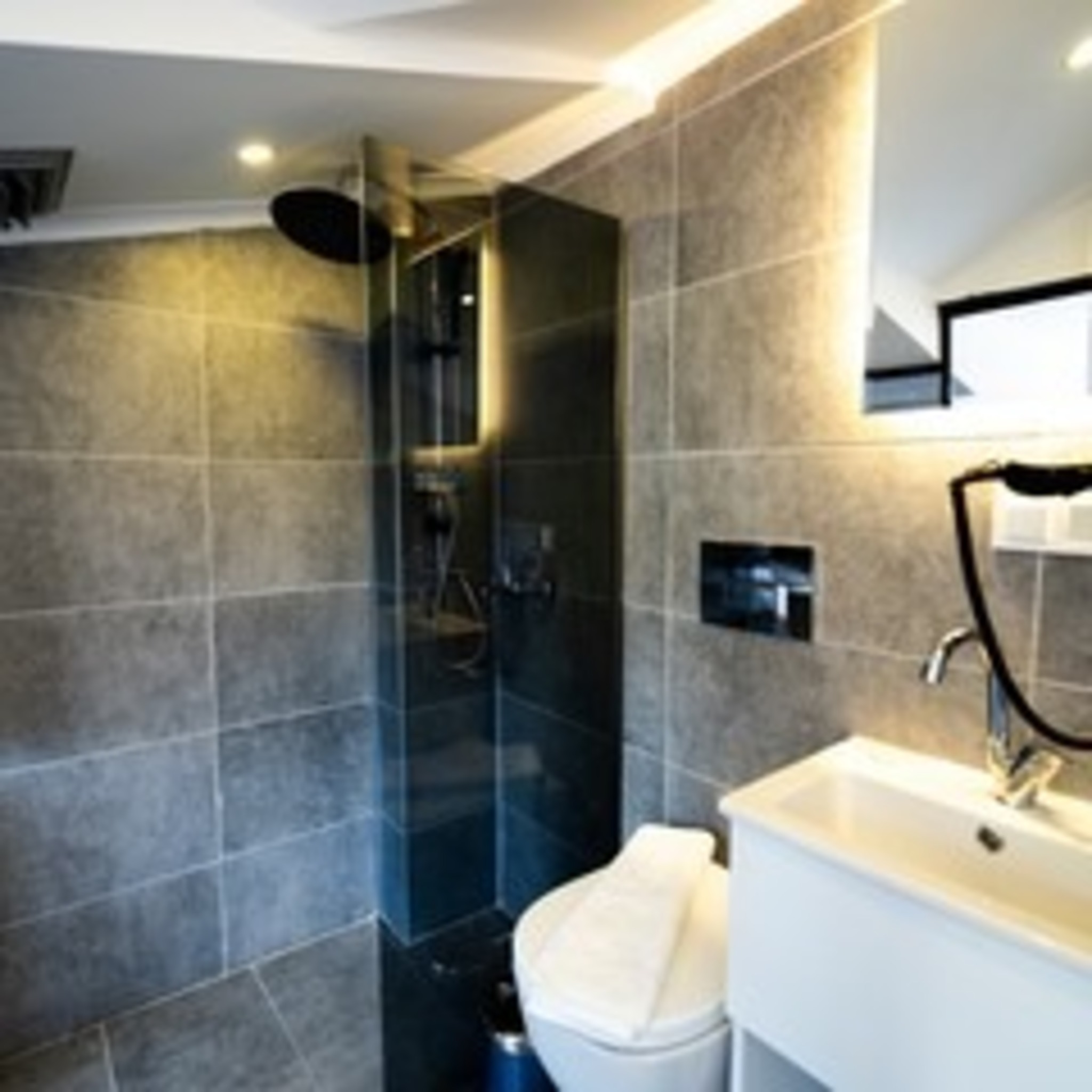 Room Two Double Beds