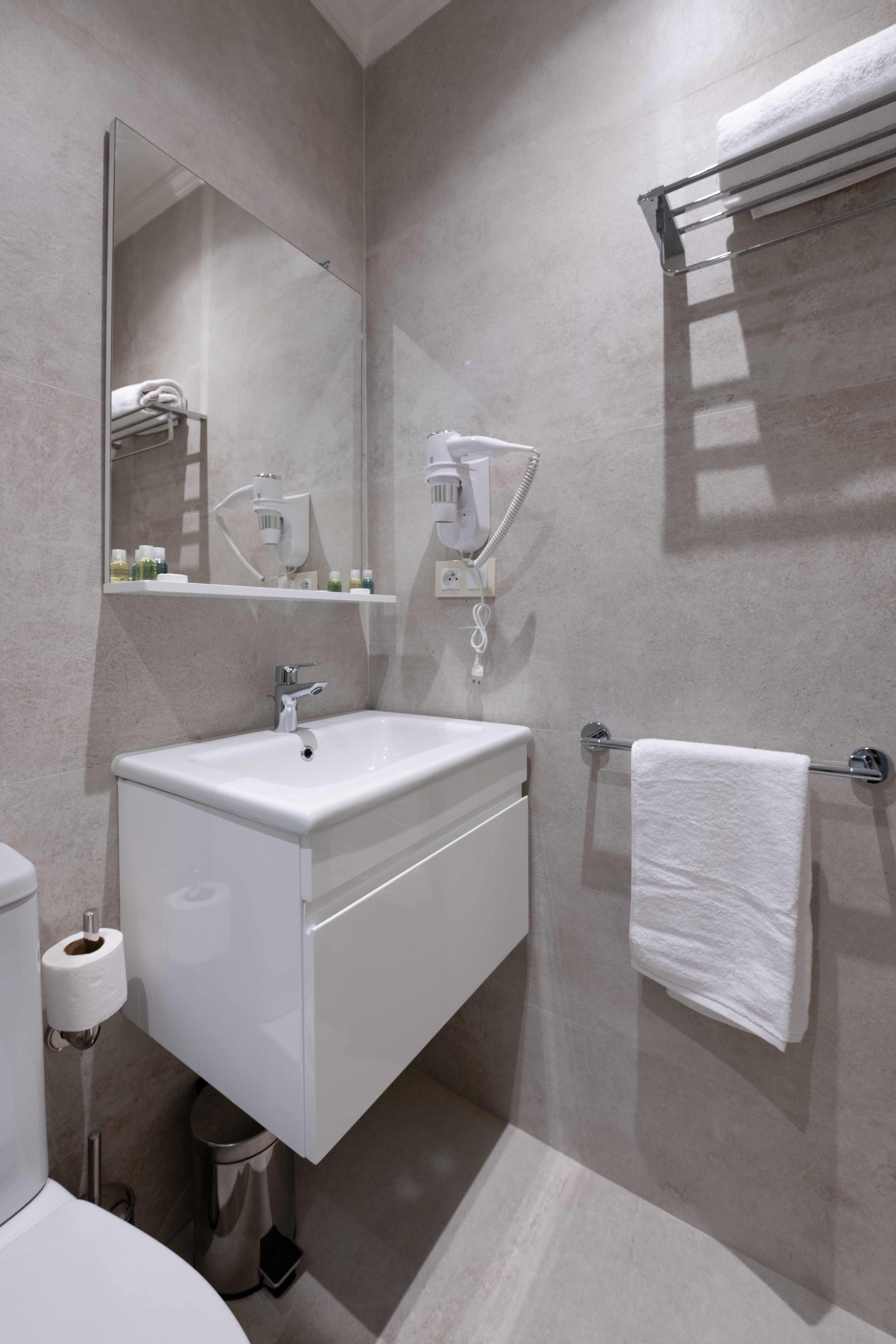 Double or Twin Deluxe Two Beds