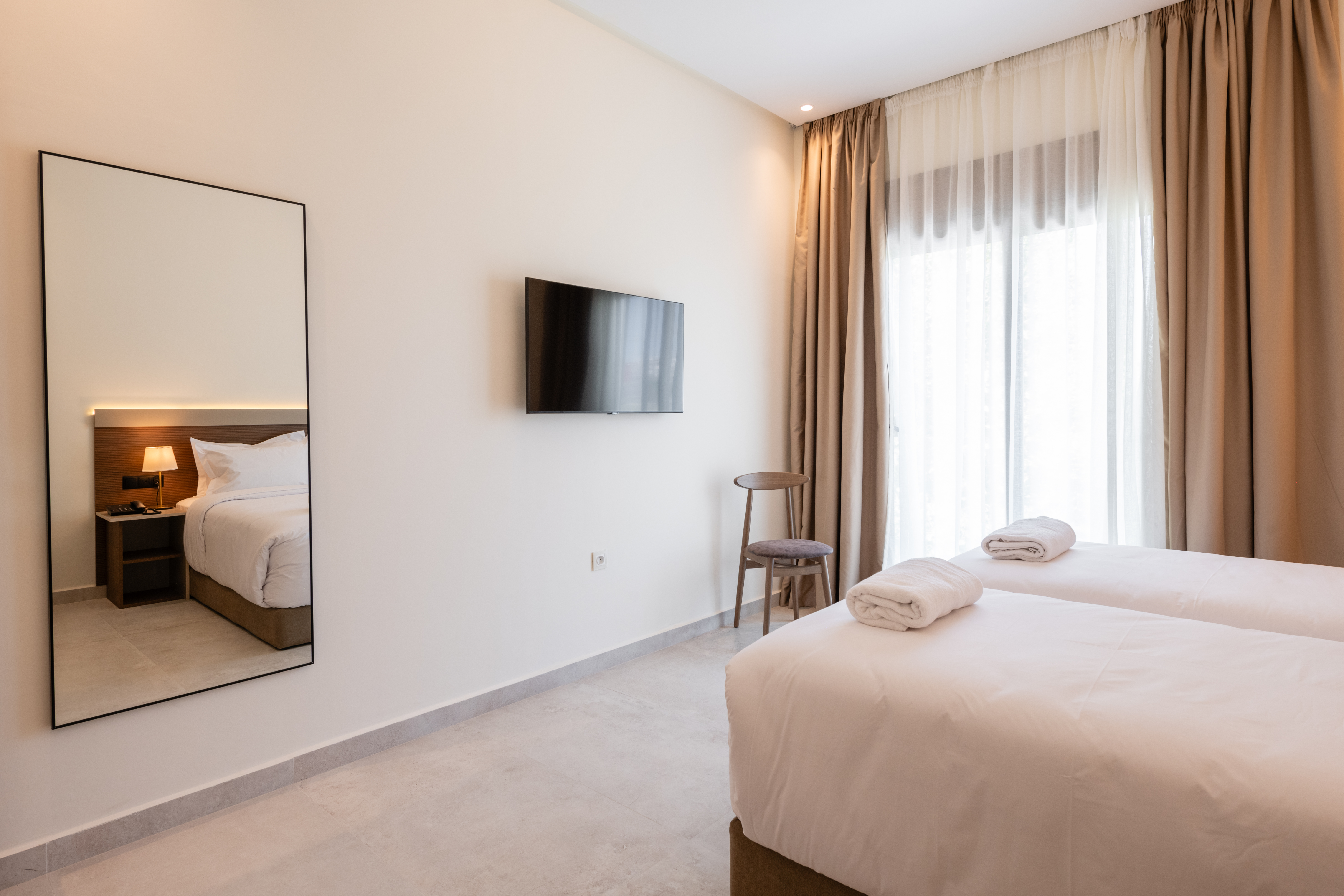 Double or Twin Deluxe Two Beds